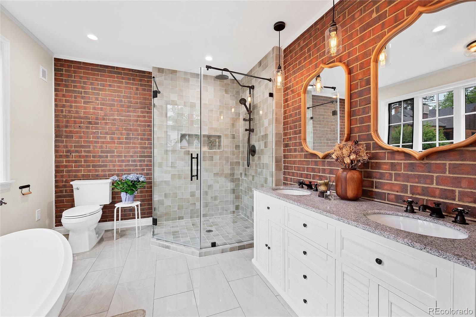 MLS Image #9 for 770  locust ,denver, Colorado