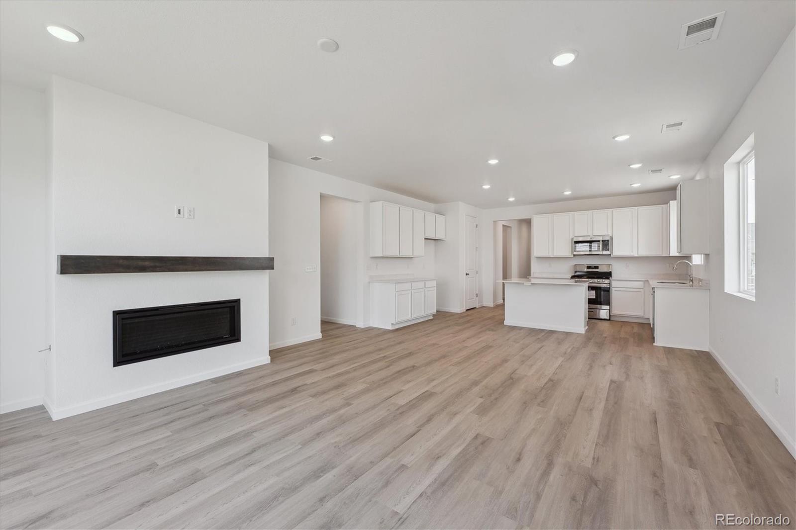 MLS Image #14 for 1321  rock cliff avenue,erie, Colorado