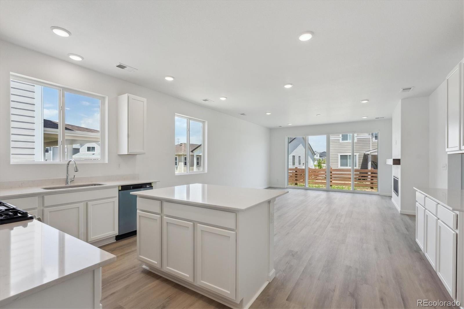 MLS Image #7 for 1321  rock cliff avenue,erie, Colorado