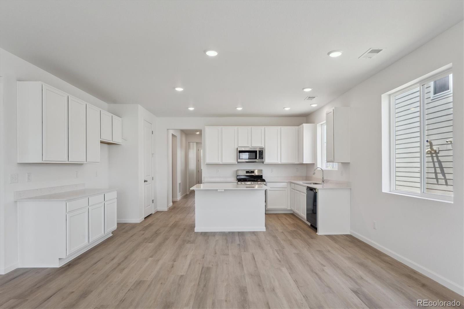 MLS Image #9 for 1321  rock cliff avenue,erie, Colorado