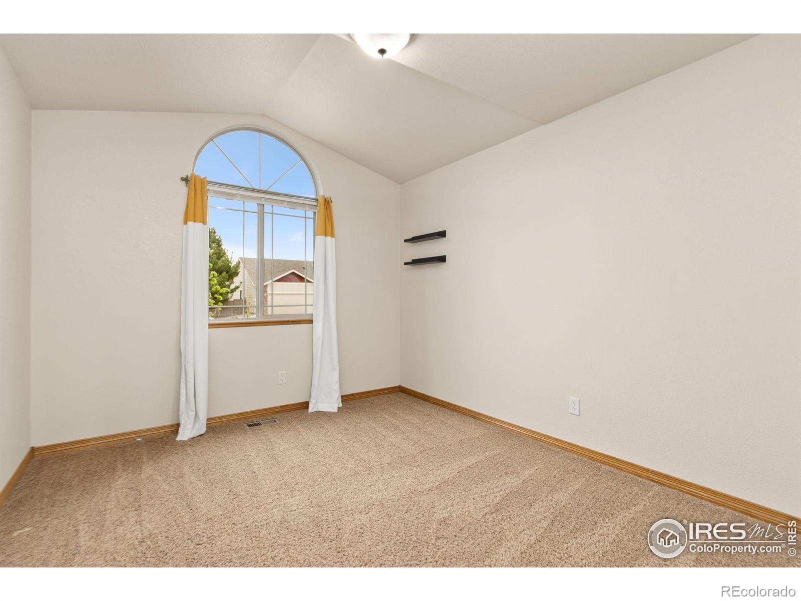 MLS Image #13 for 9037  painted horse lane,wellington, Colorado