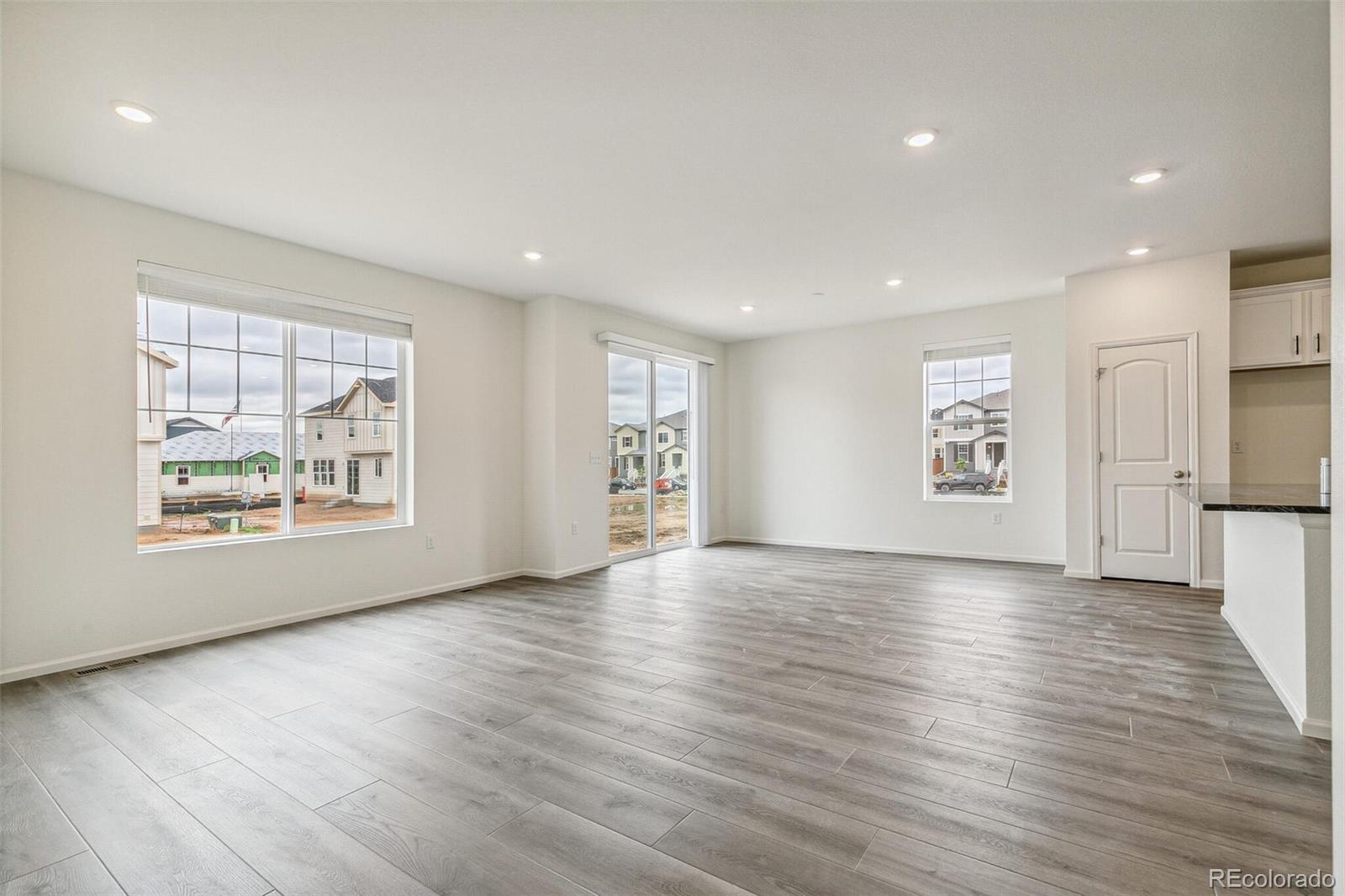 MLS Image #8 for 1613  bloom street,brighton, Colorado