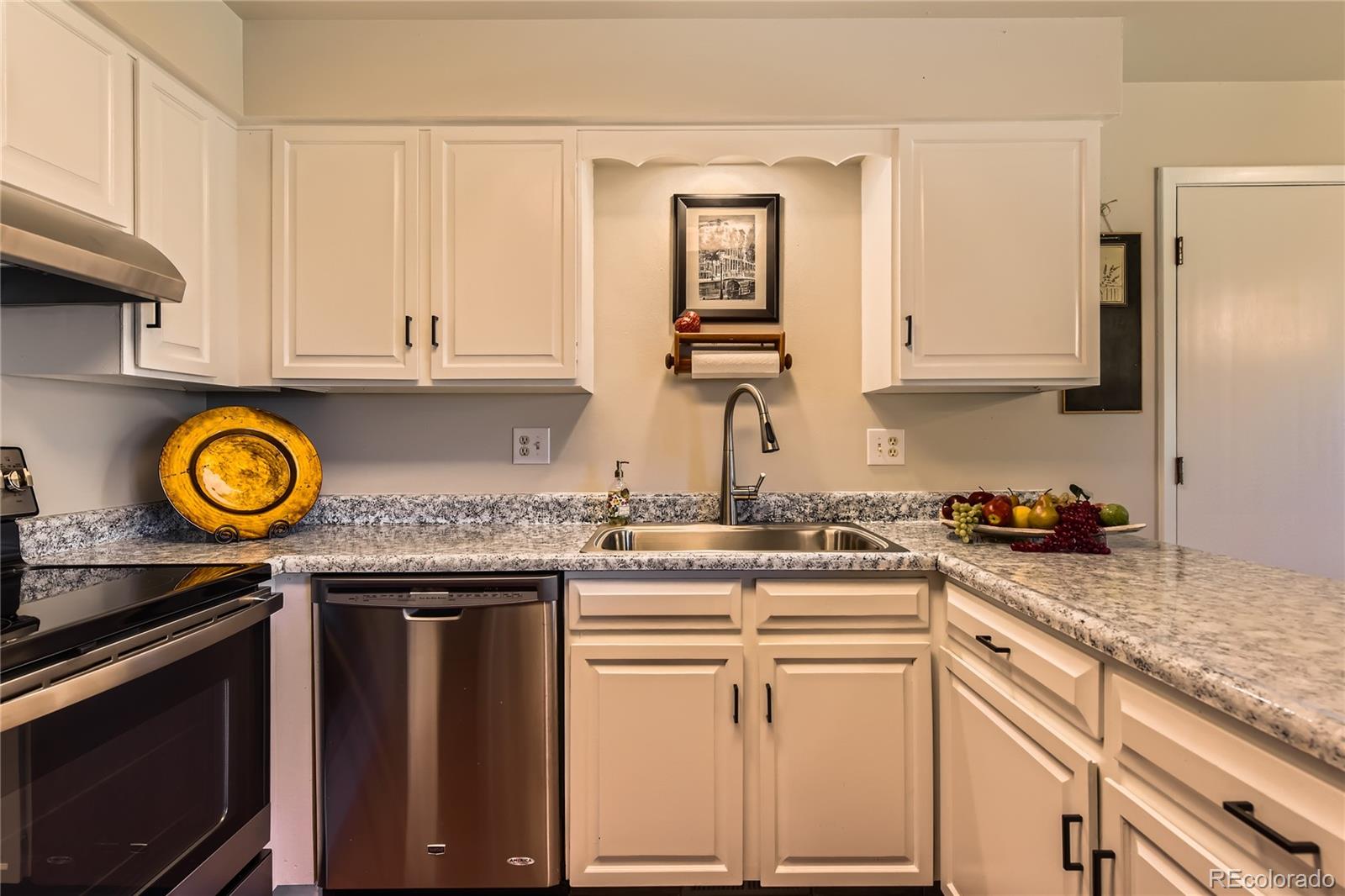 MLS Image #10 for 10247 w arkansas avenue,lakewood, Colorado