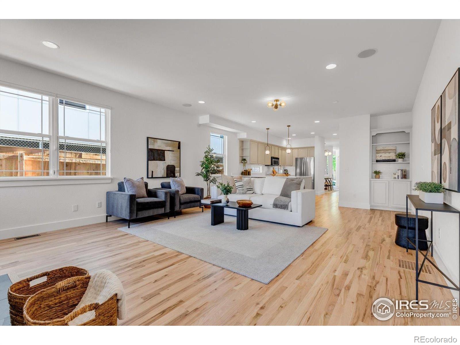 MLS Image #10 for 2055 s columbine street,denver, Colorado