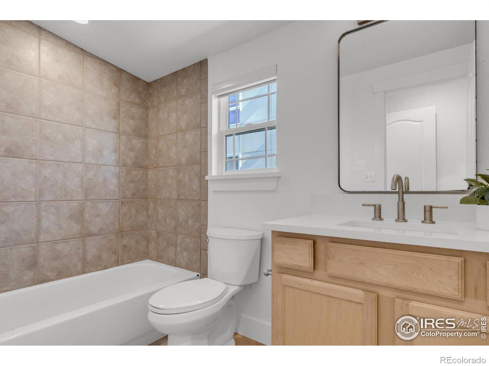 MLS Image #24 for 2055 s columbine street,denver, Colorado