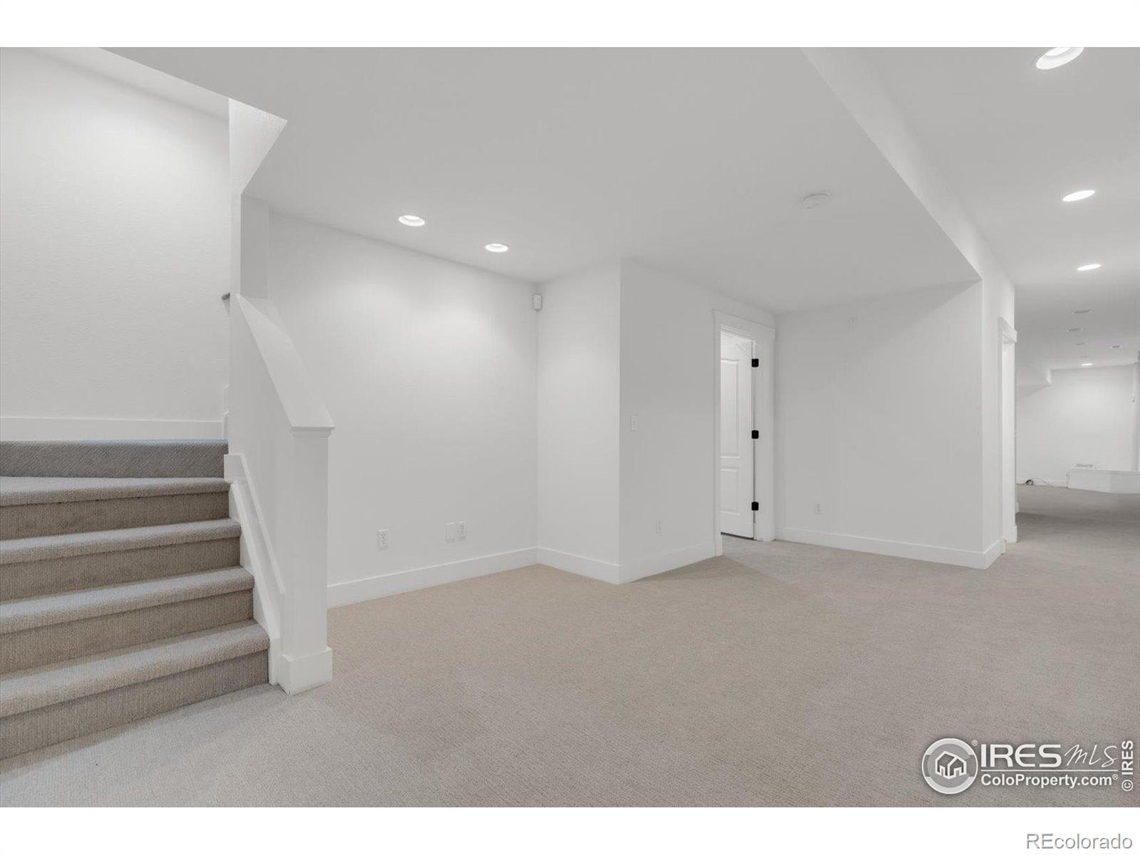 MLS Image #25 for 2055 s columbine street,denver, Colorado