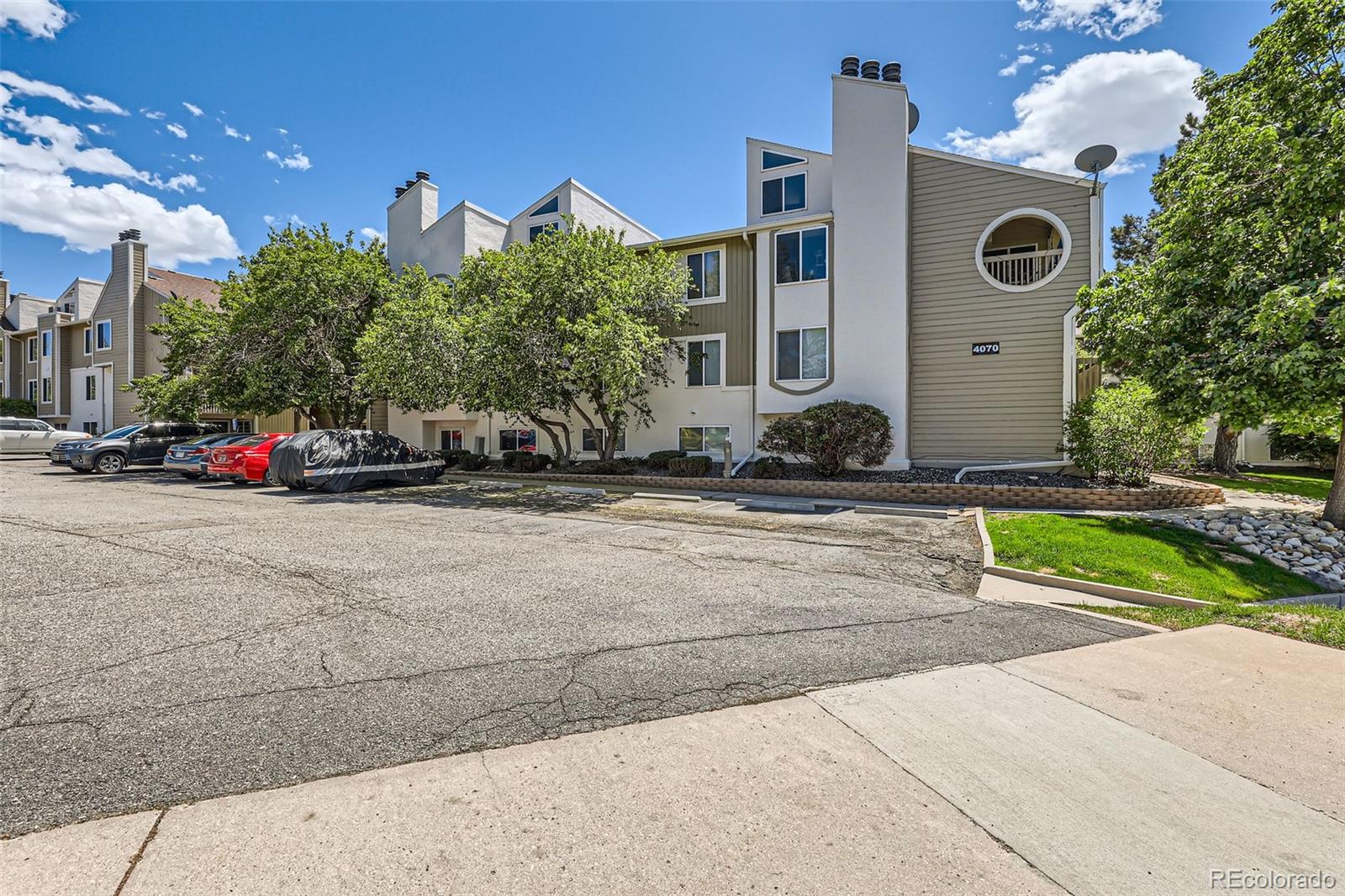 MLS Image #10 for 4070 s atchison way 101,aurora, Colorado