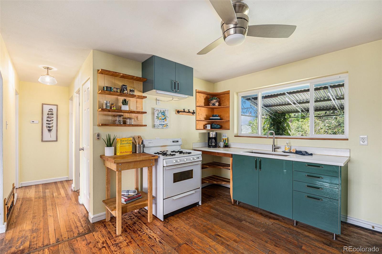 MLS Image #7 for 1666 s bryant street,denver, Colorado