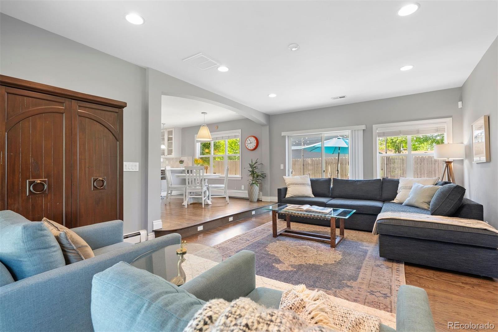 MLS Image #10 for 3330 e tennessee avenue,denver, Colorado