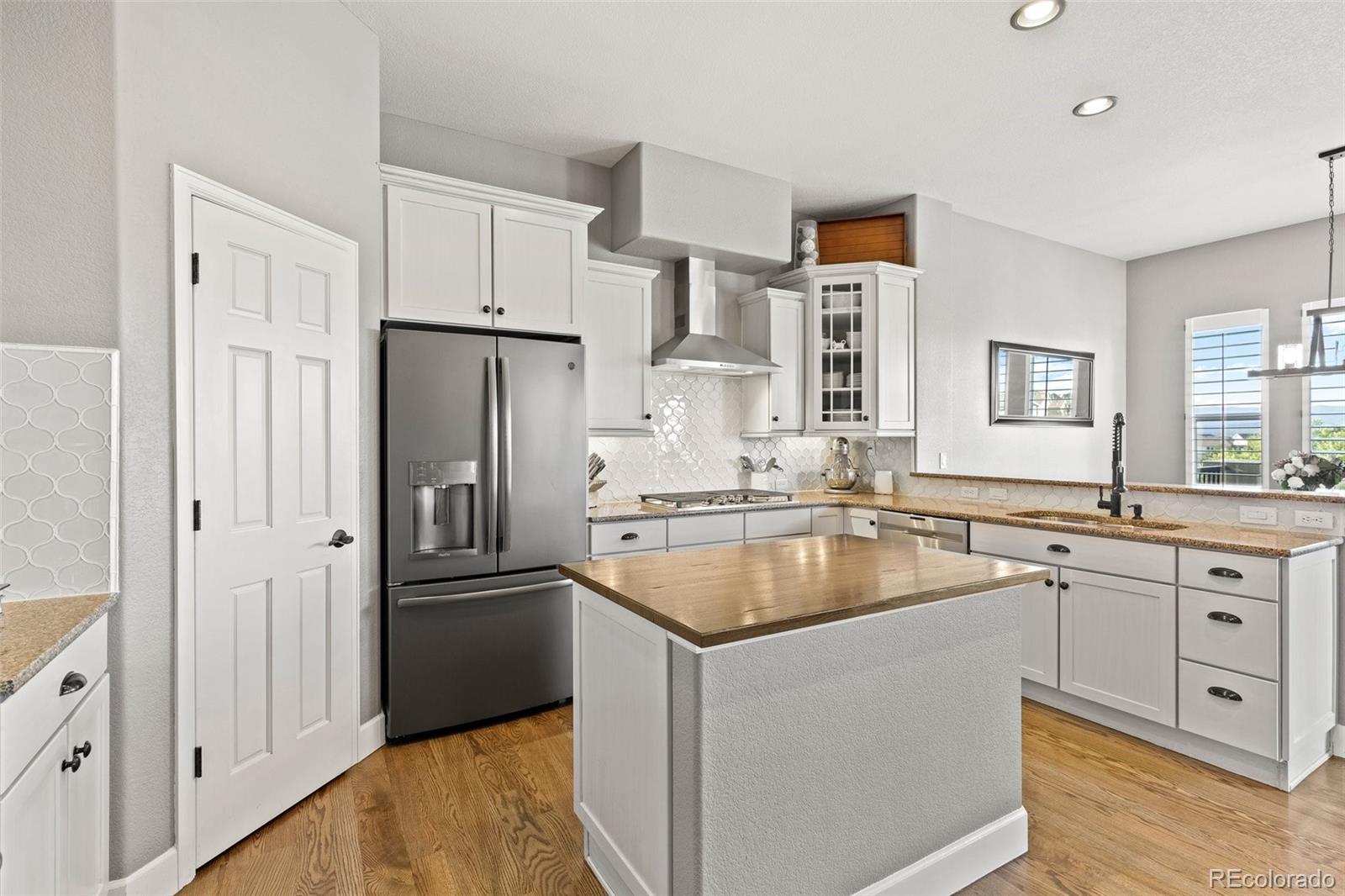 MLS Image #3 for 444  pasada way,monument, Colorado