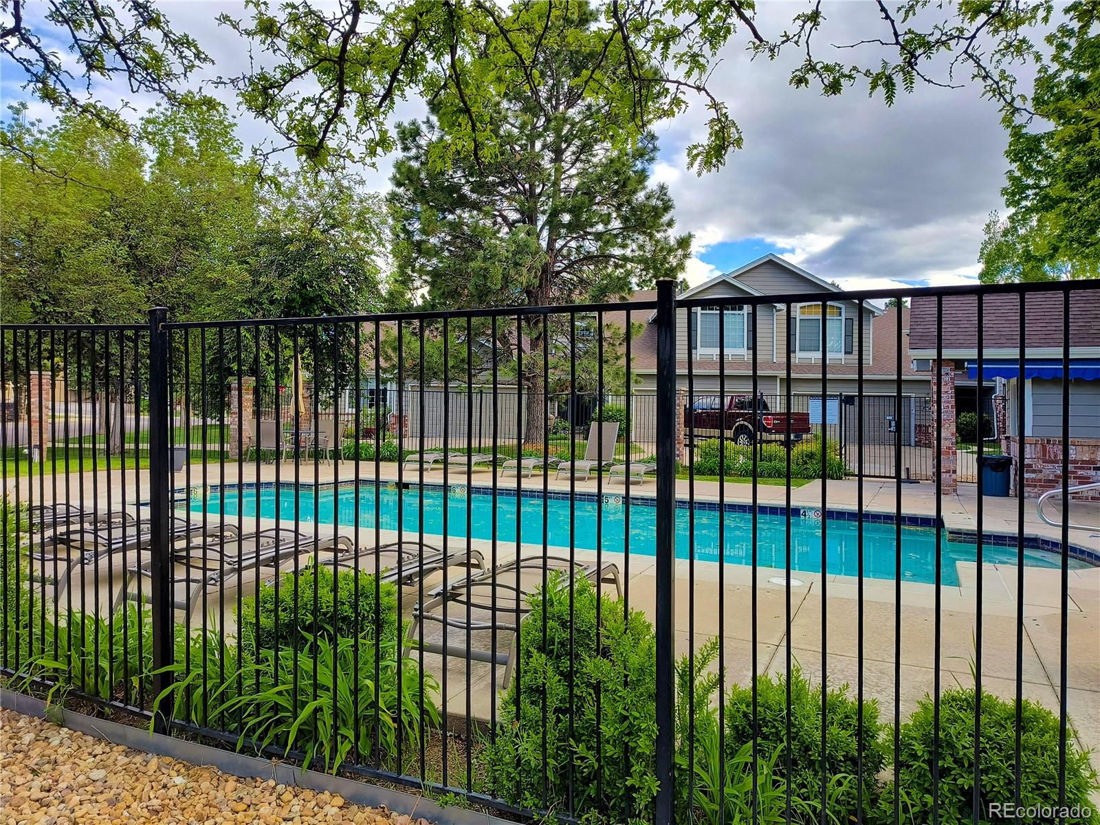 MLS Image #15 for 6407 s dallas court,englewood, Colorado