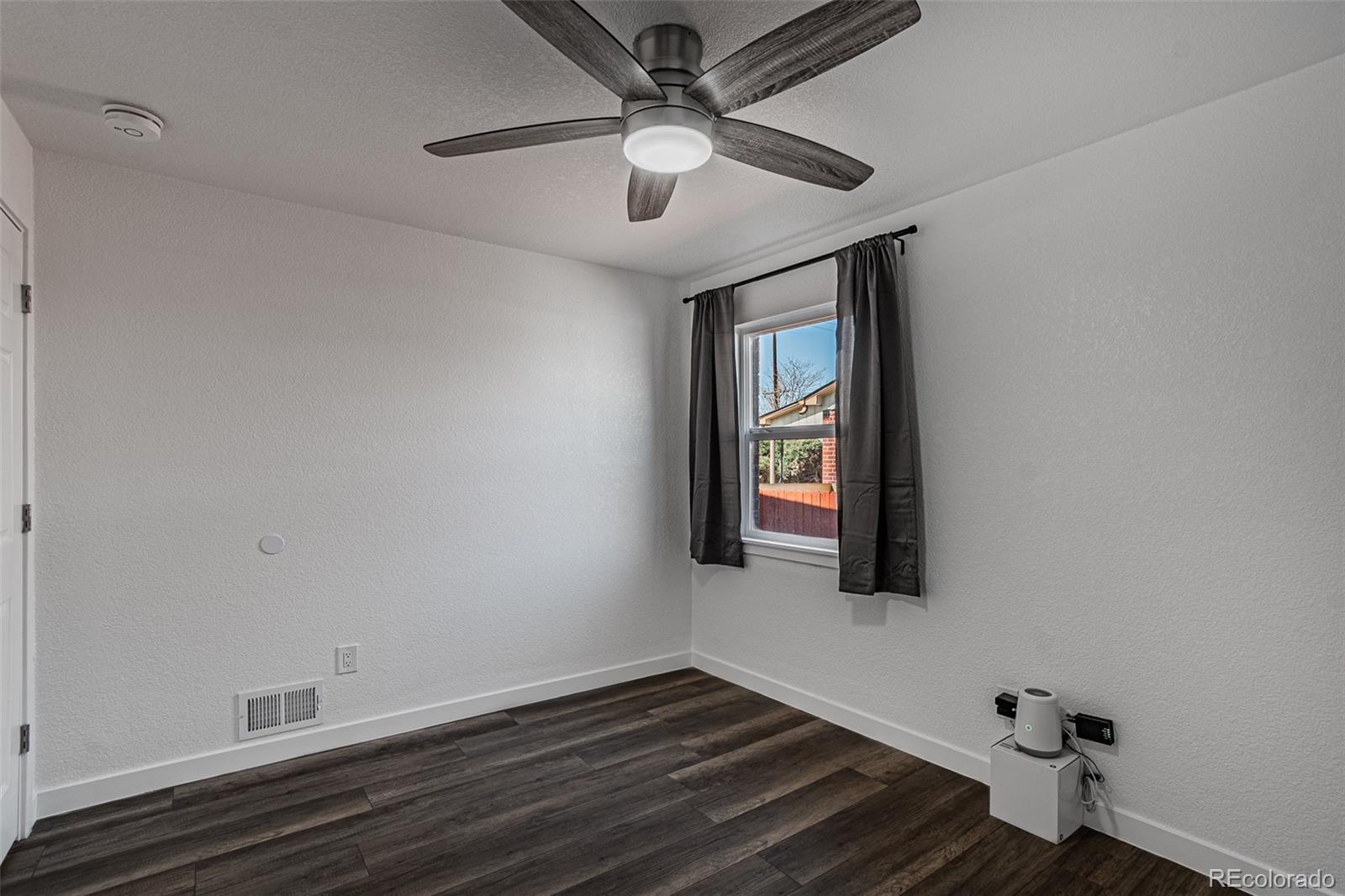 MLS Image #8 for 3360  magnolia street,denver, Colorado