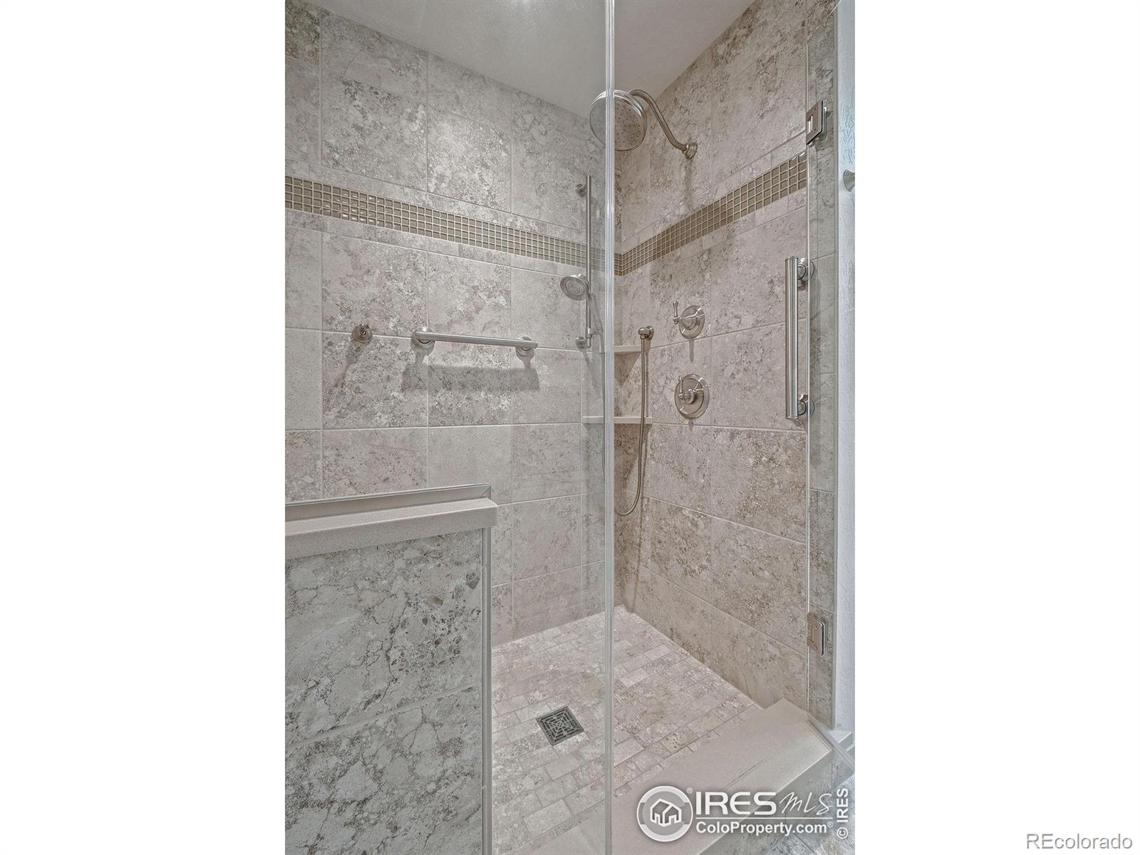 MLS Image #14 for 2010  46th avenue,greeley, Colorado