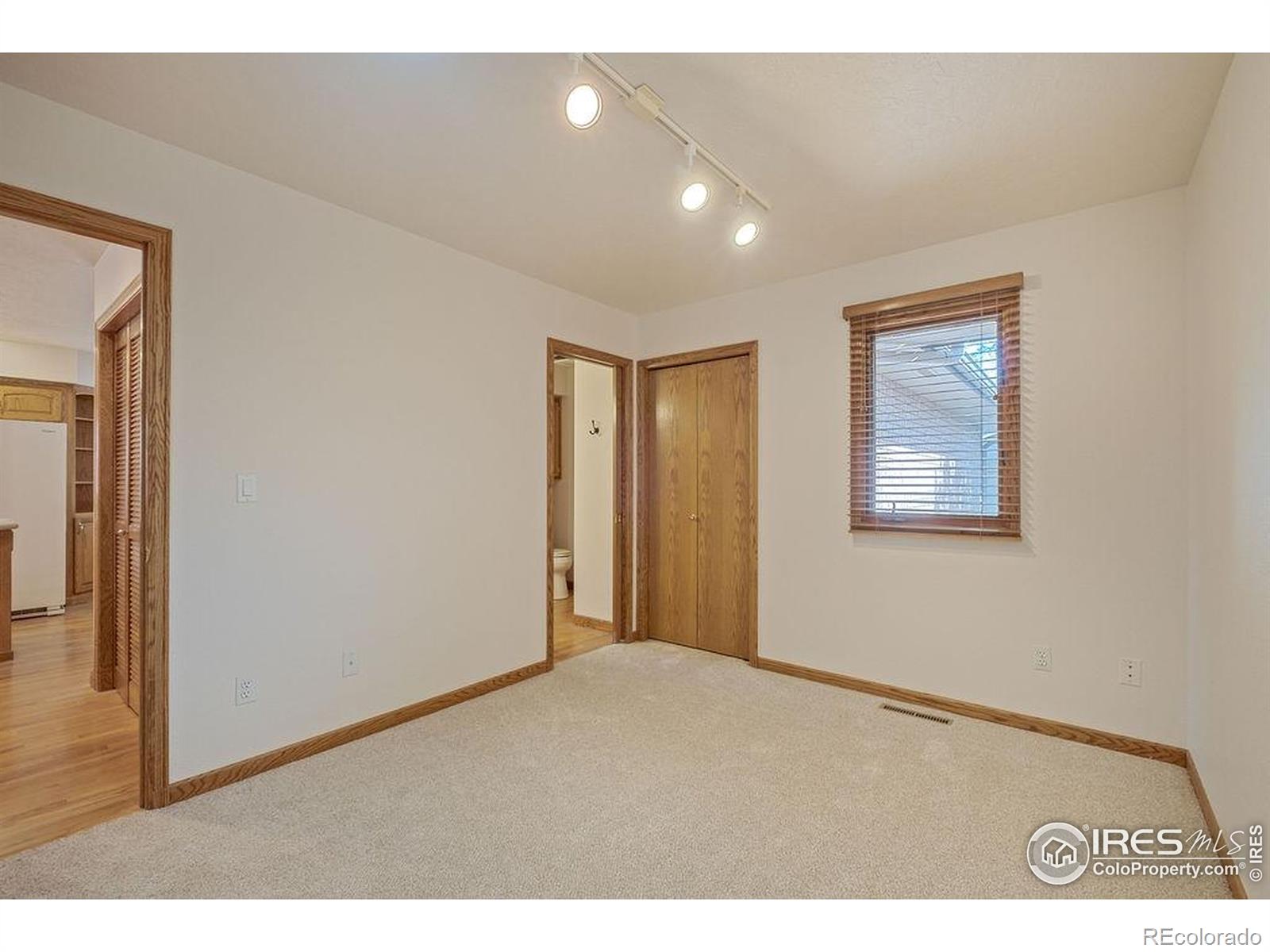 MLS Image #18 for 2010  46th avenue,greeley, Colorado