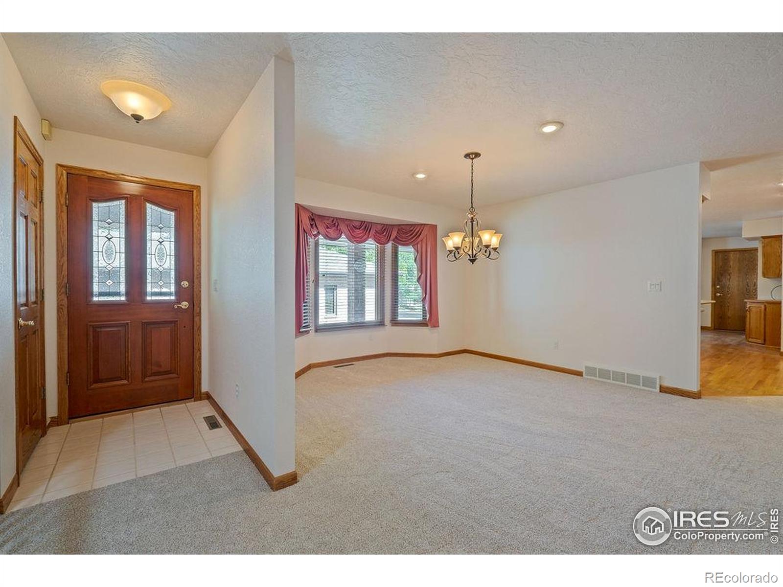 MLS Image #4 for 2010  46th avenue,greeley, Colorado