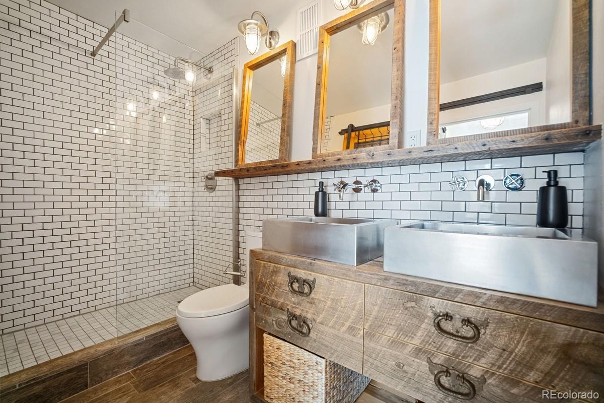 MLS Image #9 for 1625  larimer street,denver, Colorado
