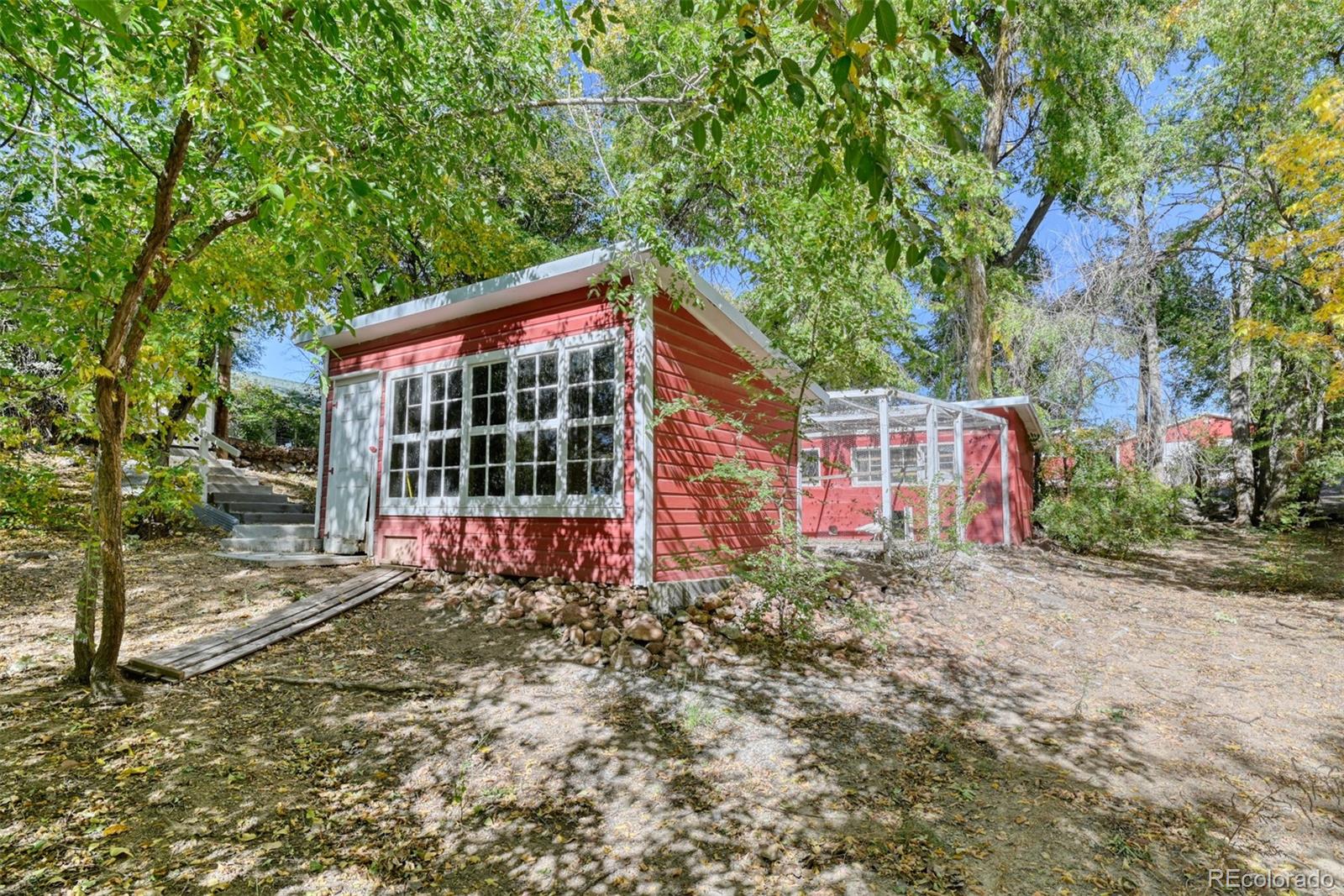 MLS Image #11 for 900  pond terrace,fountain, Colorado