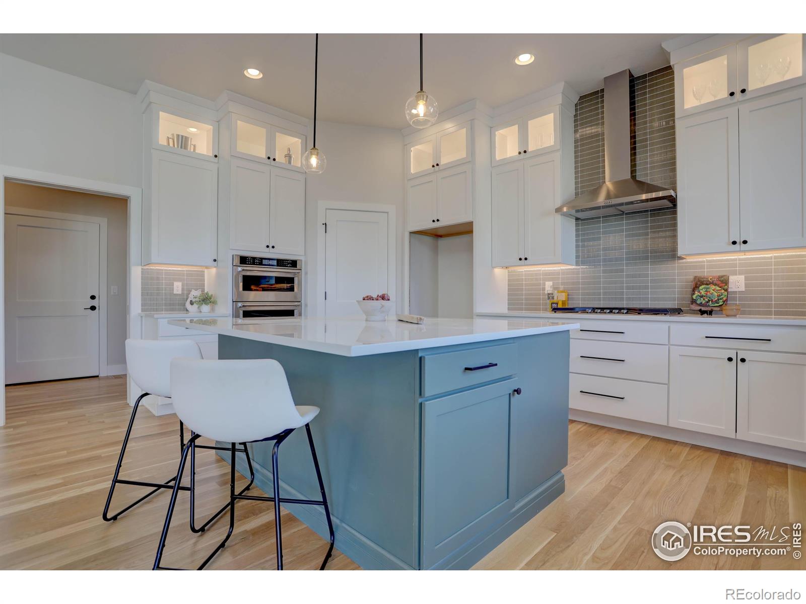 MLS Image #3 for 470  muirfield circle,louisville, Colorado