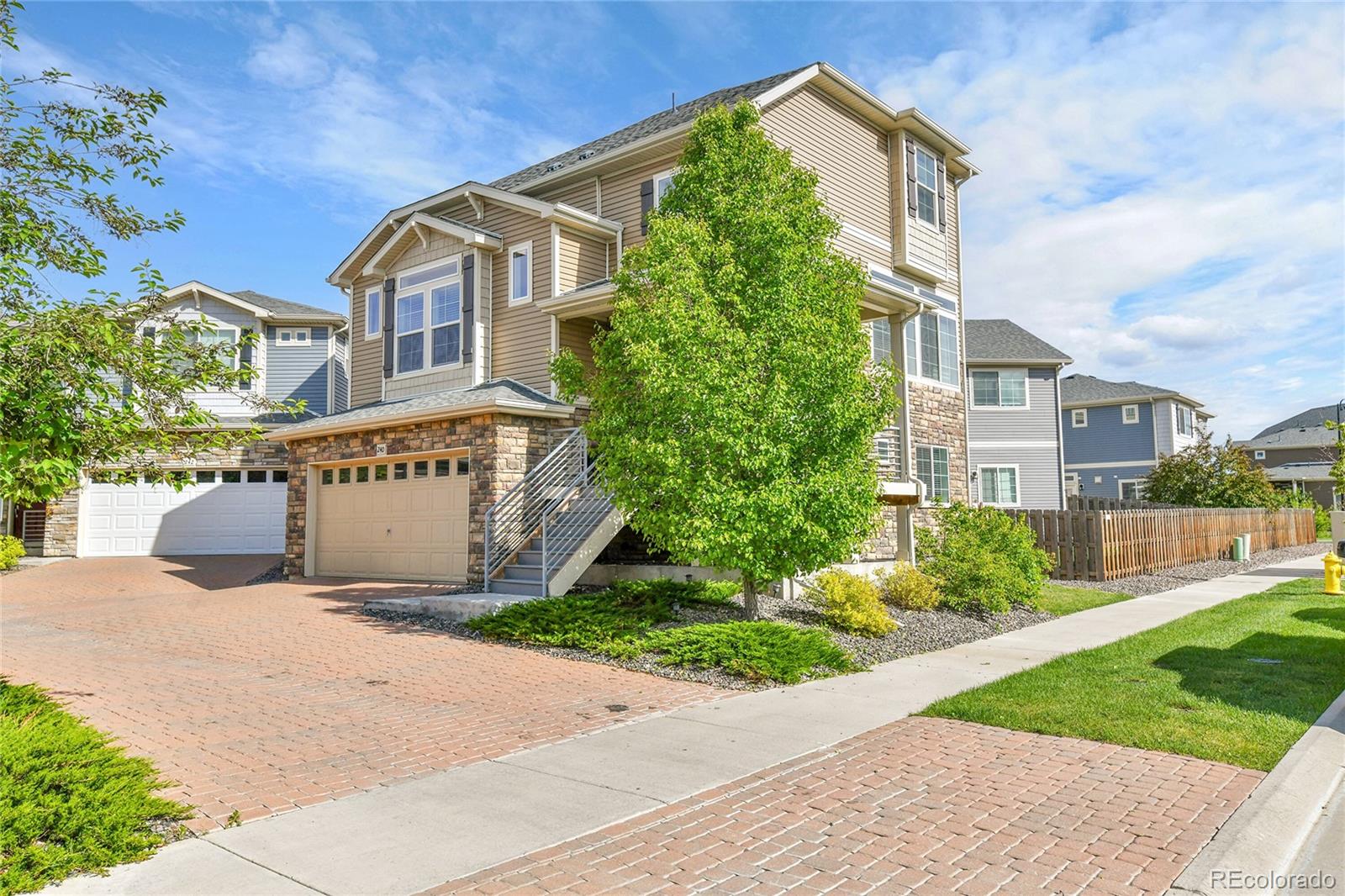 MLS Image #1 for 240 s oak hill street,aurora, Colorado