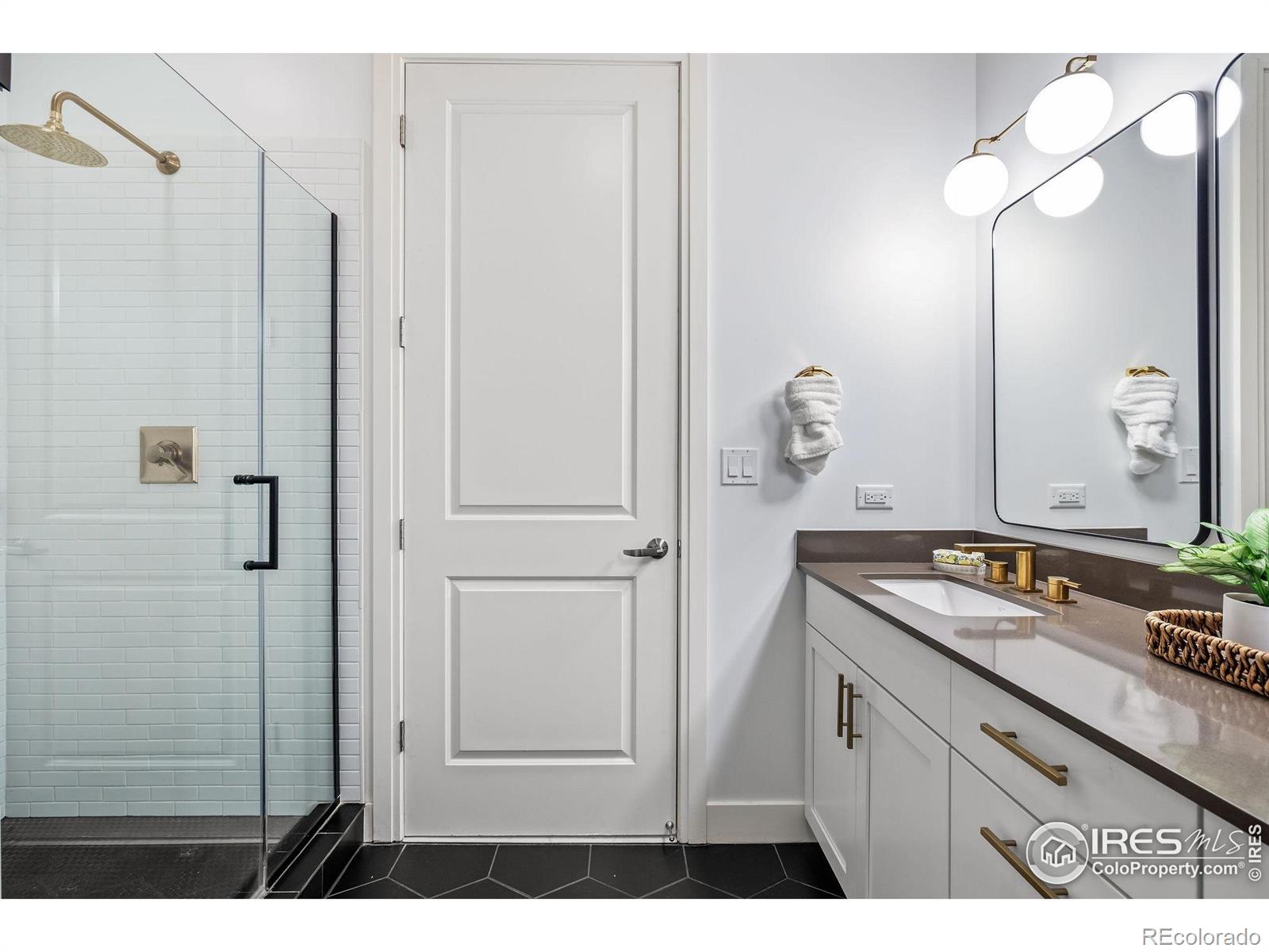 MLS Image #15 for 3301  arapahoe avenue,boulder, Colorado