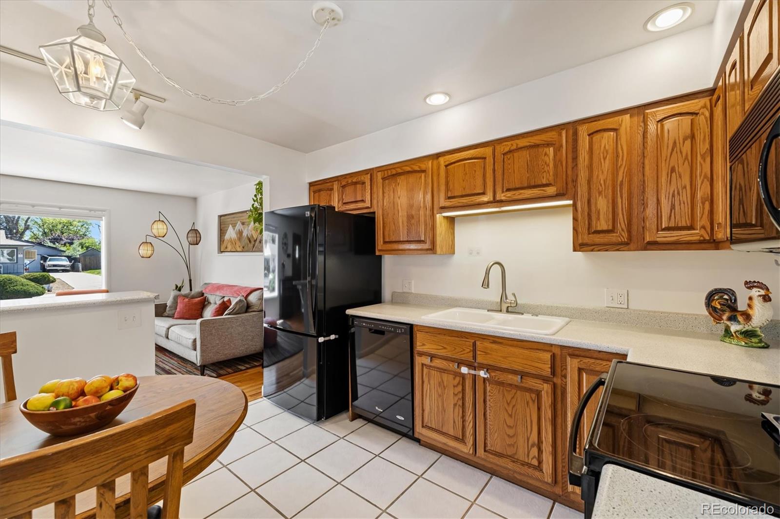 MLS Image #42 for 1211 s zuni street,denver, Colorado