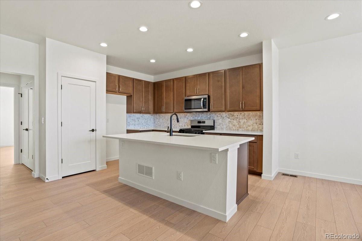MLS Image #12 for 2849 e 103rd drive ,thornton, Colorado