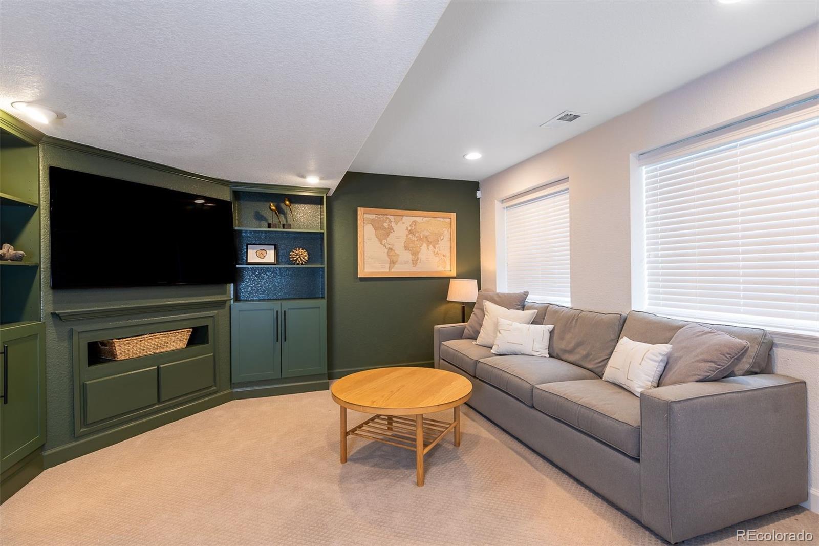 MLS Image #23 for 2899  emporia court,denver, Colorado