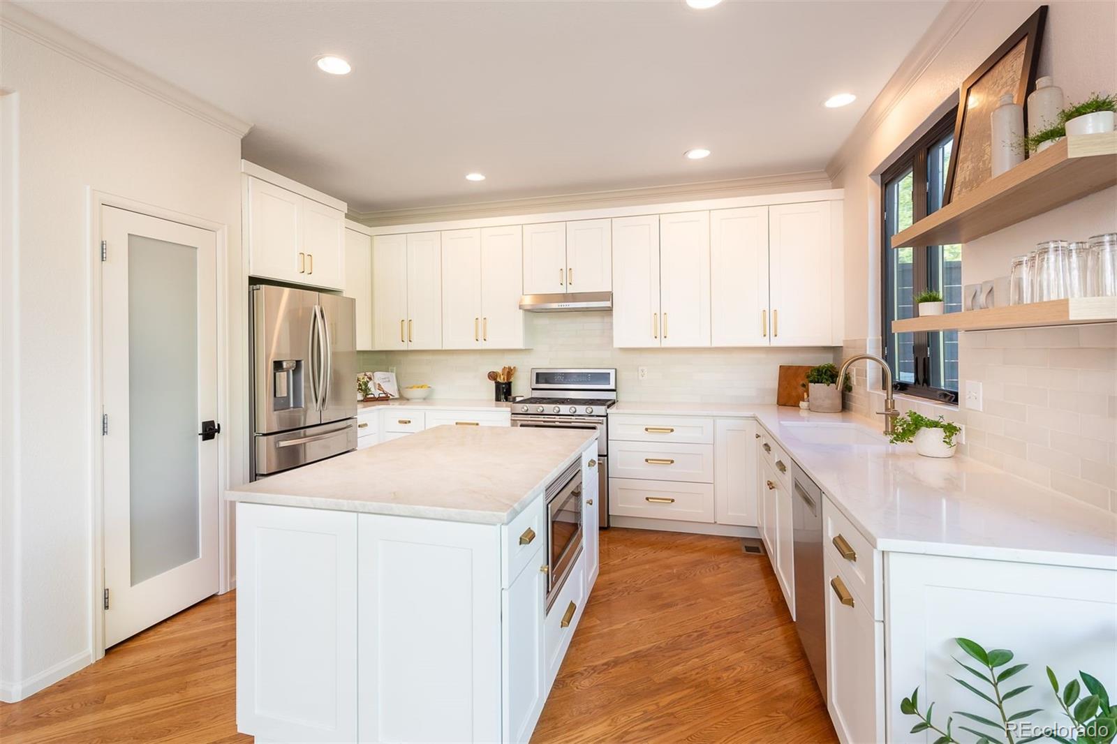 MLS Image #7 for 2899  emporia court,denver, Colorado