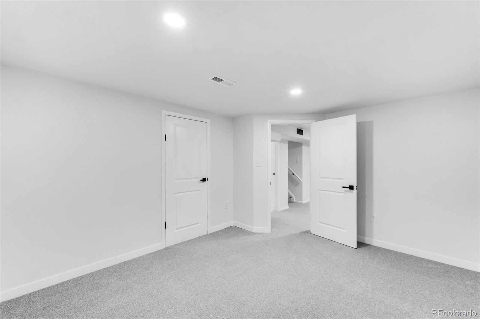 MLS Image #29 for 1810 s kearney street,denver, Colorado