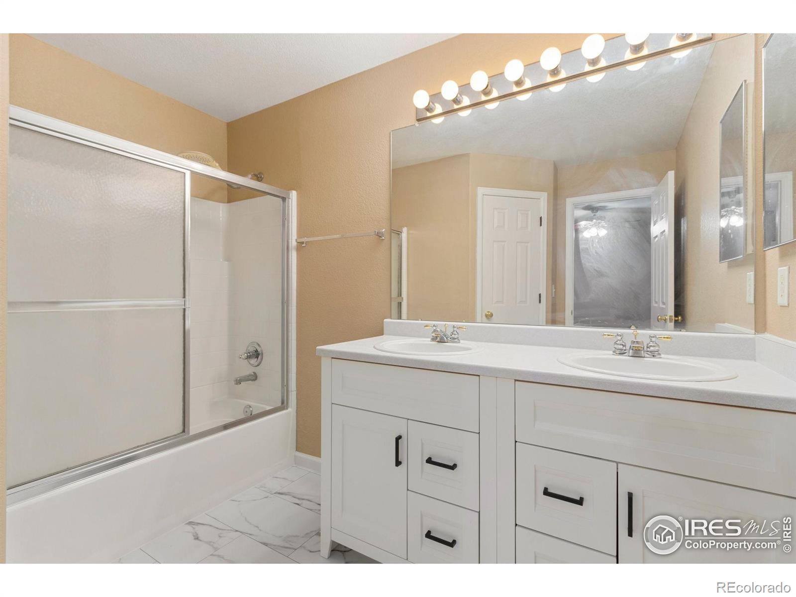 MLS Image #13 for 1732  twin lakes circle,loveland, Colorado