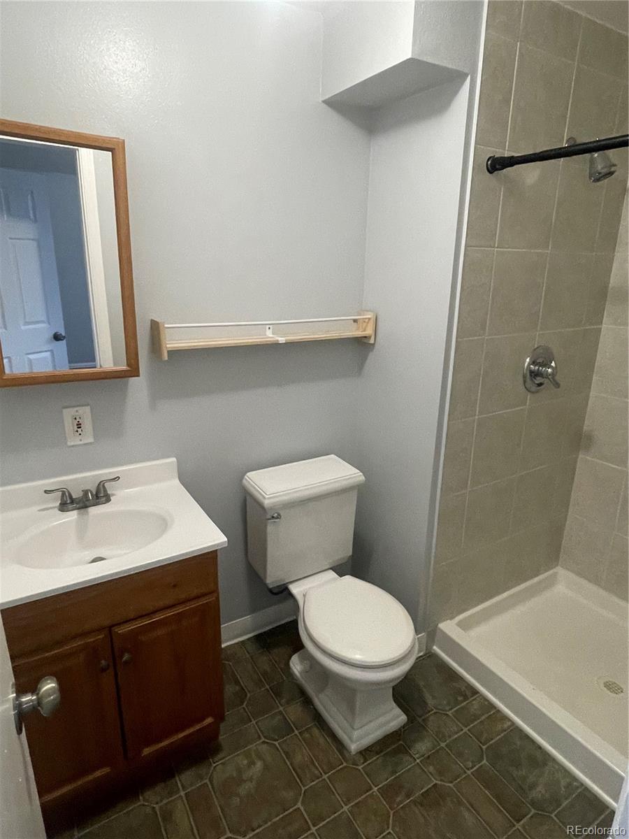 MLS Image #26 for 2617 s cimarron street,aurora, Colorado