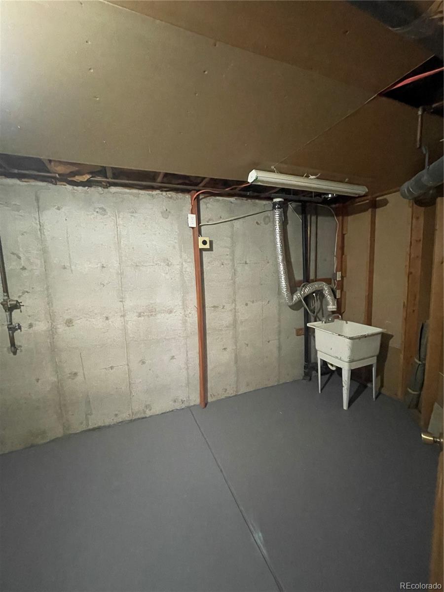 MLS Image #31 for 2617 s cimarron street,aurora, Colorado