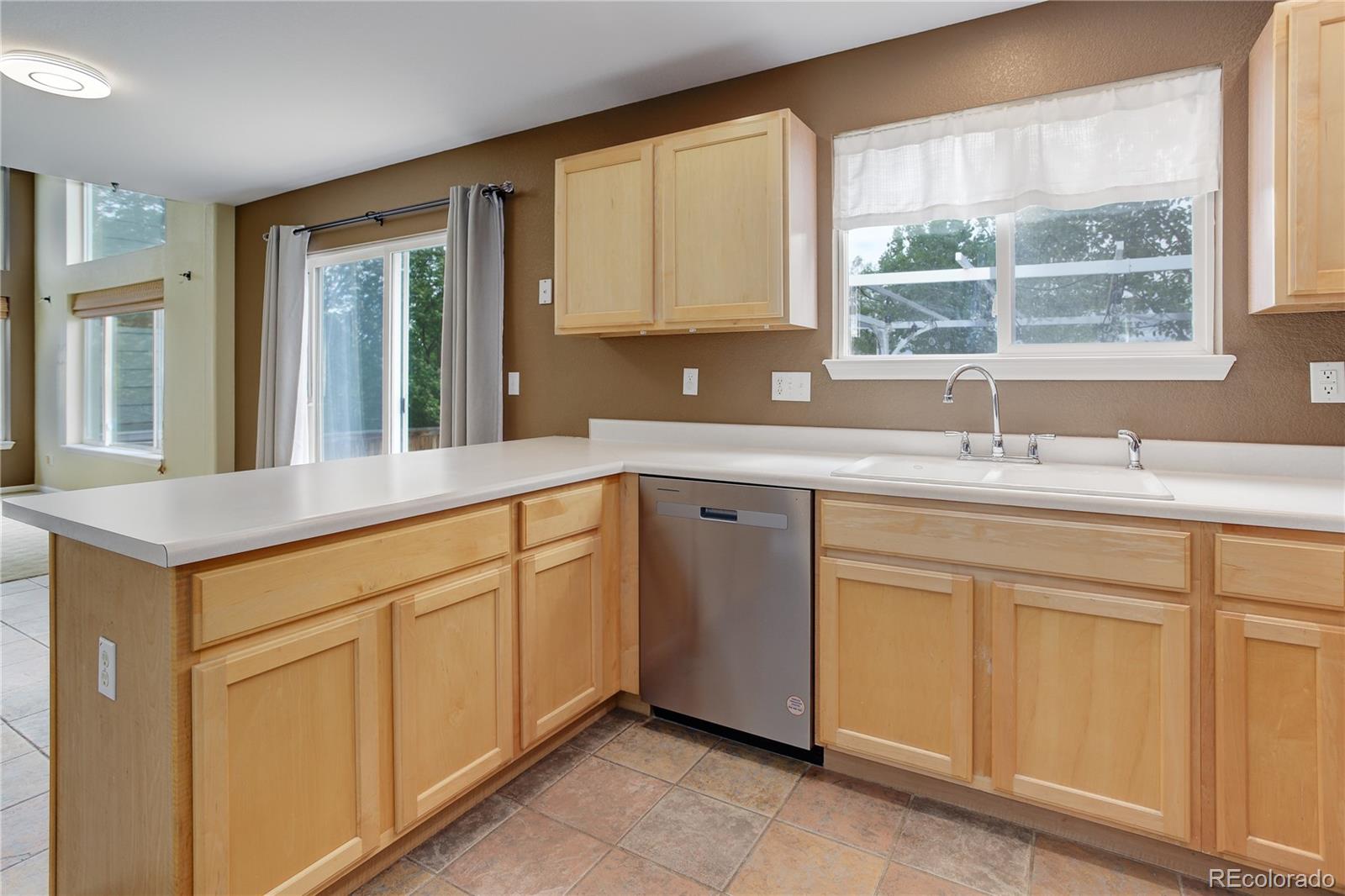 MLS Image #12 for 10364  ravenswood way,highlands ranch, Colorado