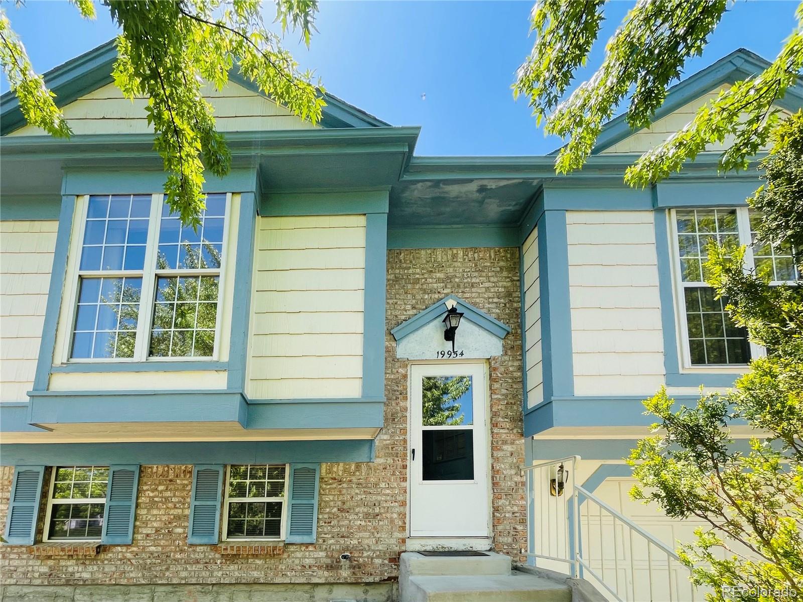 MLS Image #2 for 19954 e dartmouth avenue,aurora, Colorado