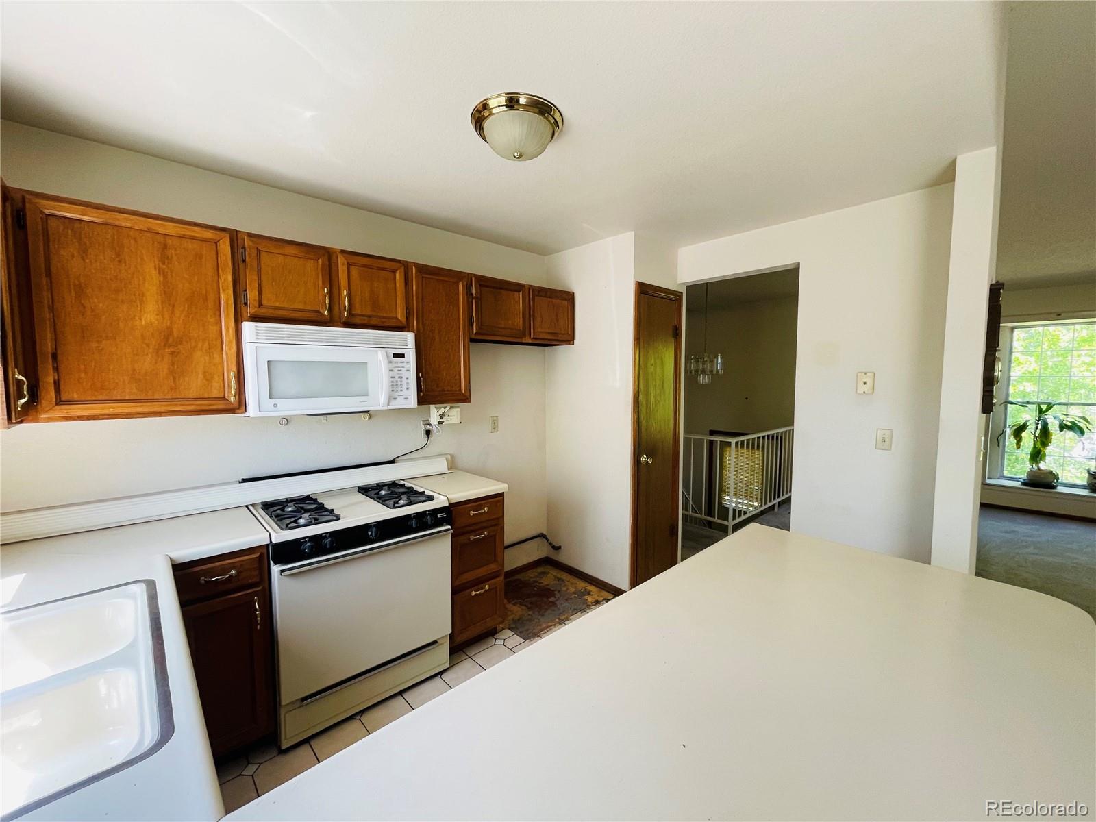 MLS Image #6 for 19954 e dartmouth avenue,aurora, Colorado