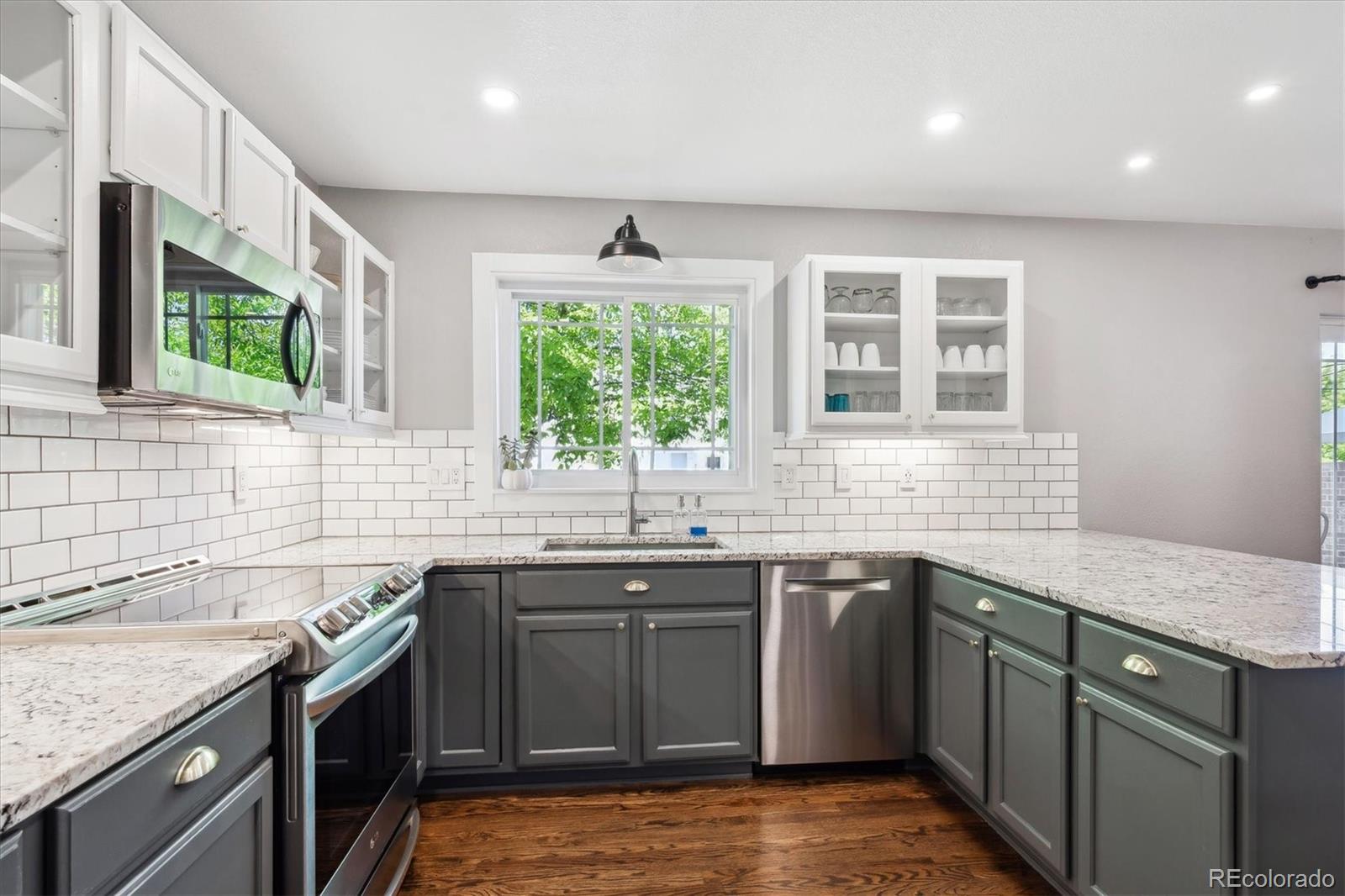 MLS Image #10 for 1169 s alton court,denver, Colorado