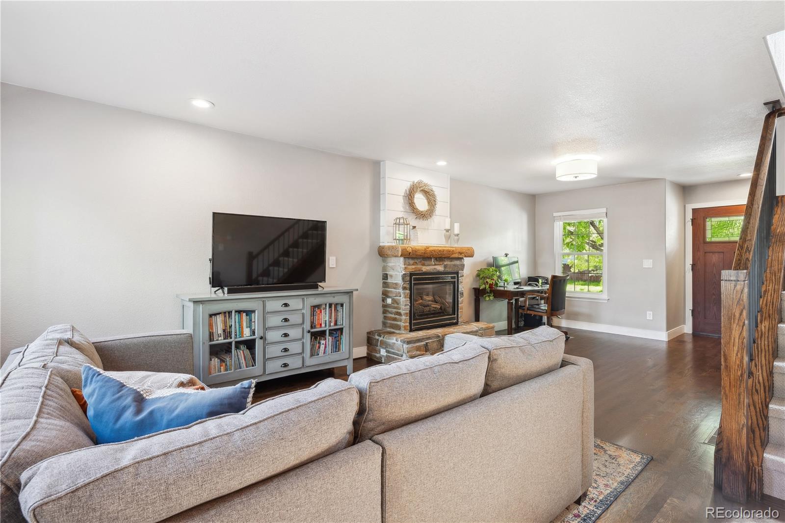 MLS Image #6 for 1169 s alton court,denver, Colorado
