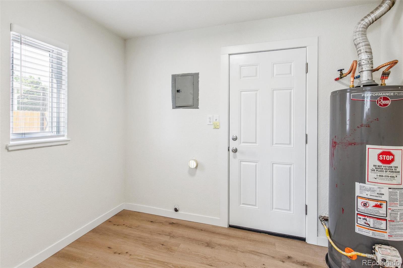 MLS Image #18 for 1023 s alcott street,denver, Colorado