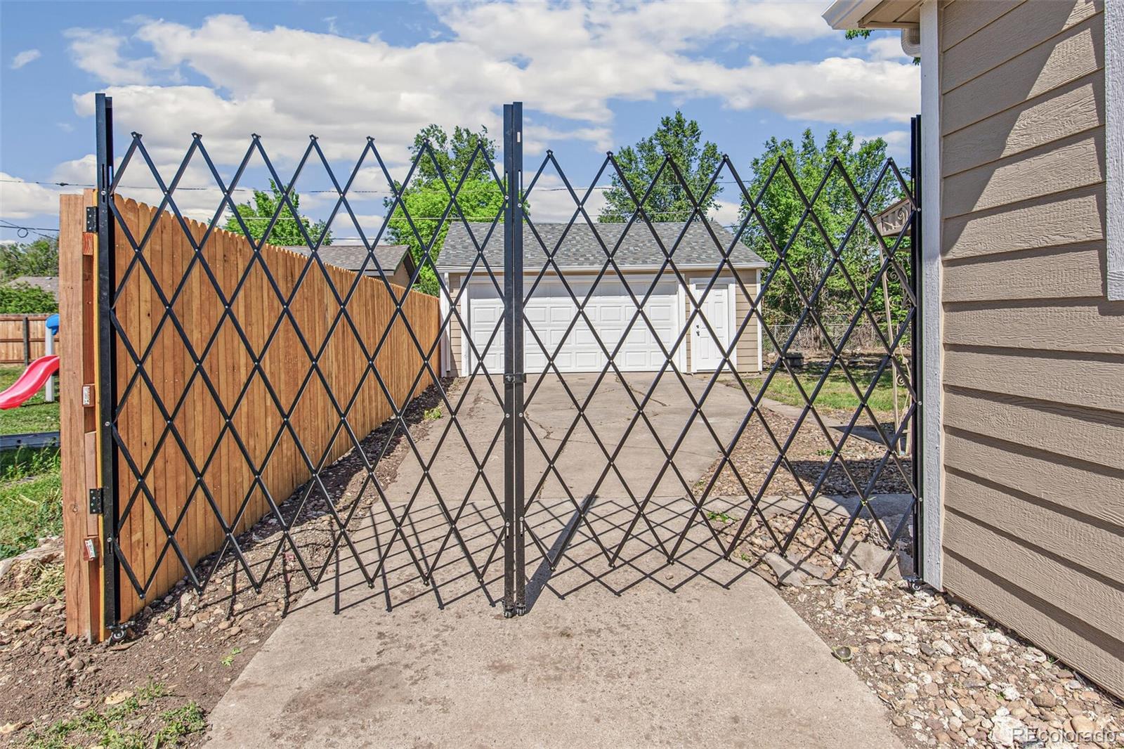 MLS Image #19 for 1023 s alcott street,denver, Colorado