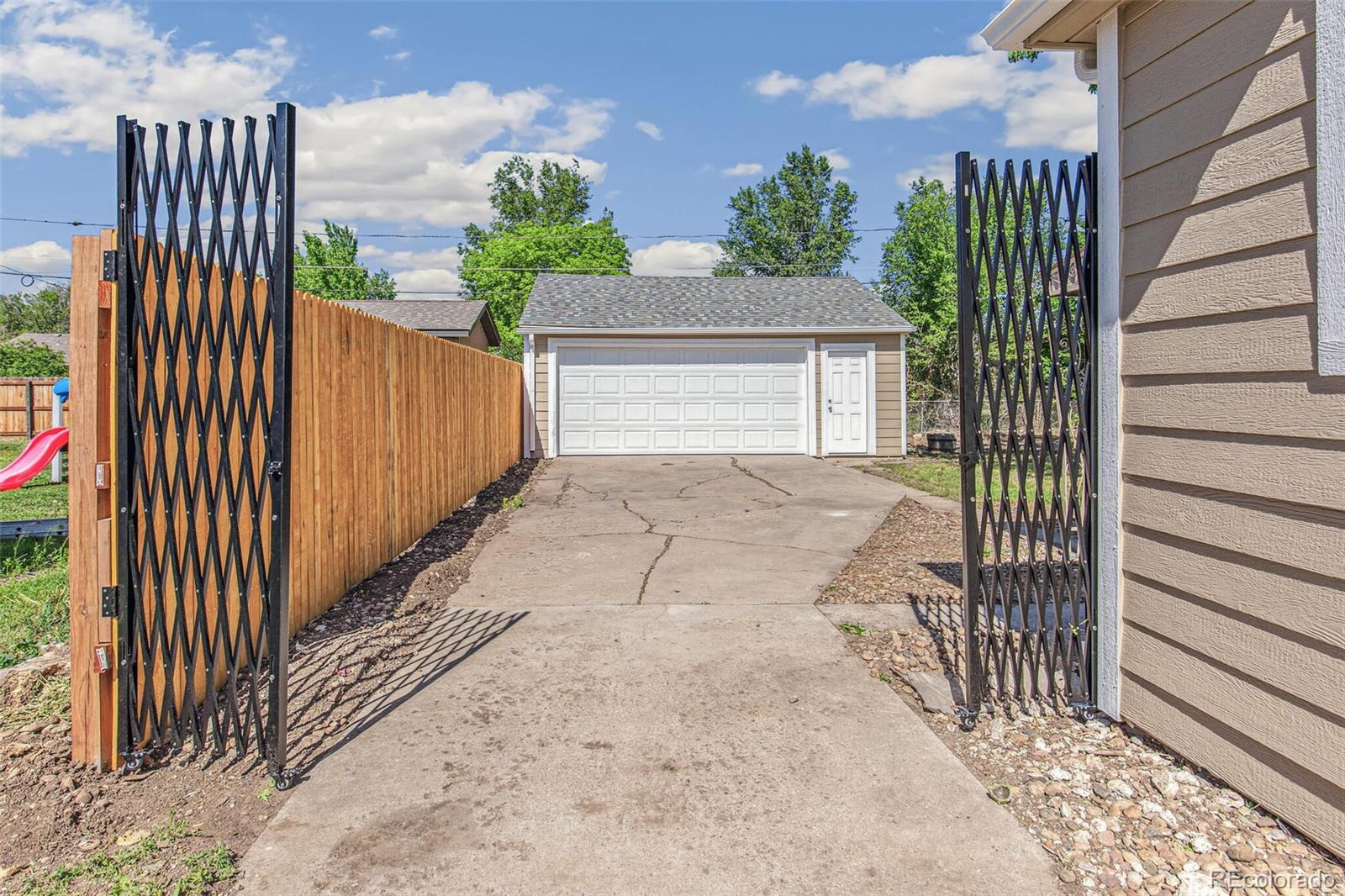 MLS Image #2 for 1023 s alcott street,denver, Colorado