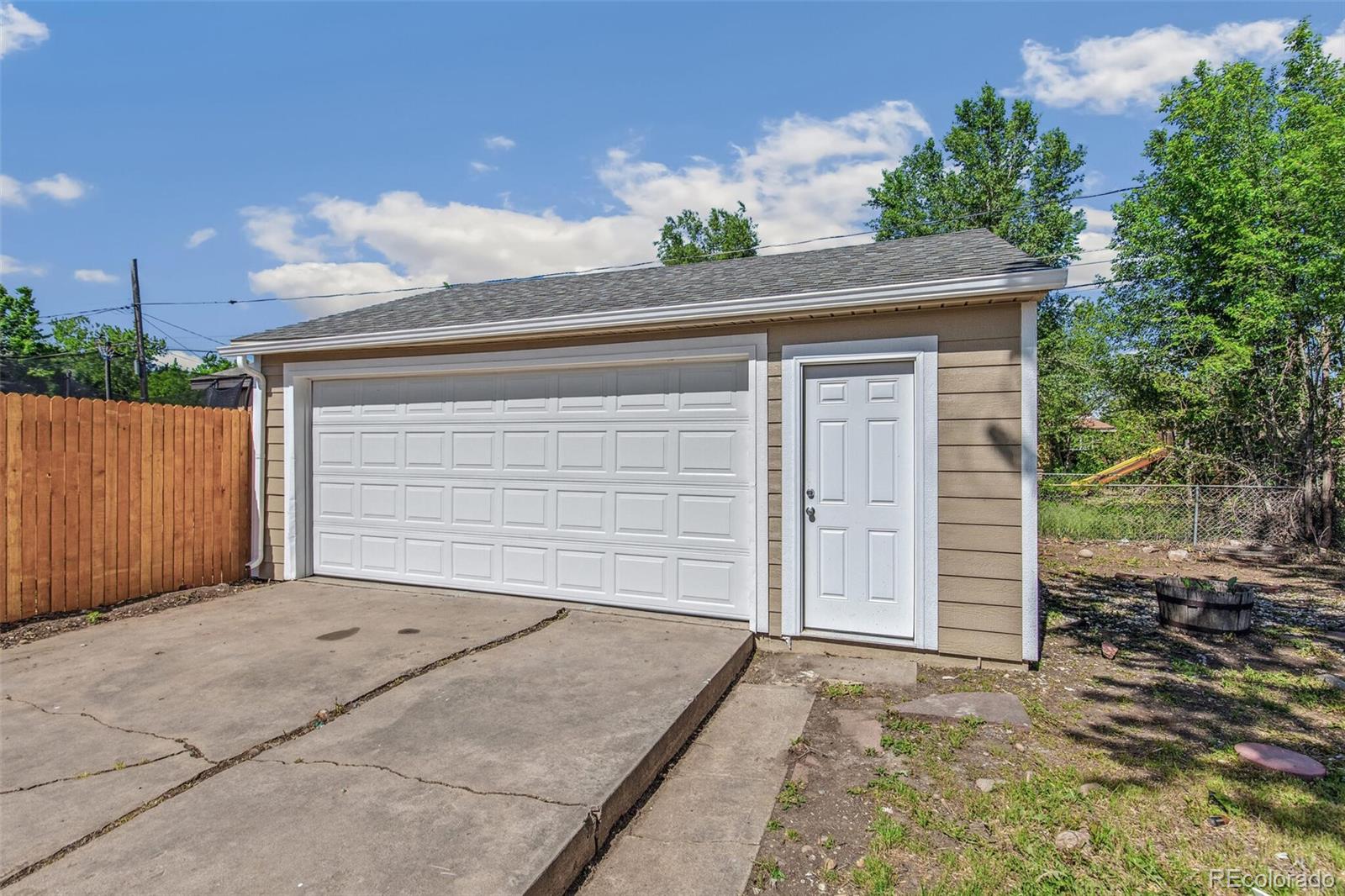 MLS Image #3 for 1023 s alcott street,denver, Colorado