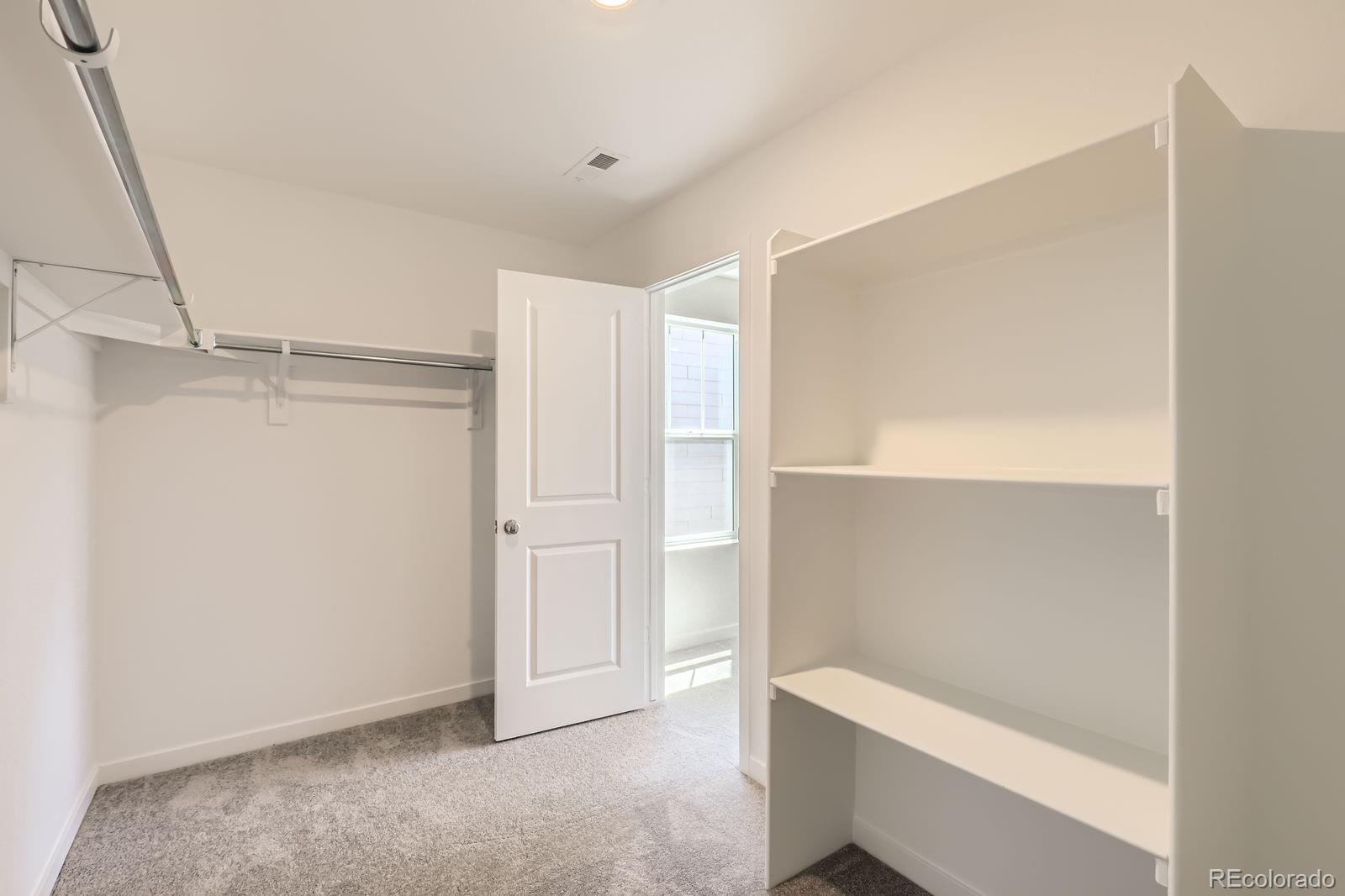 MLS Image #8 for 21996 e 39th place,aurora, Colorado