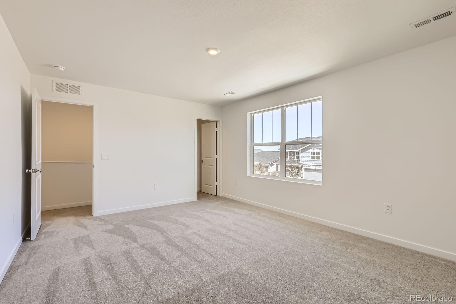 MLS Image #9 for 21996 e 39th place,aurora, Colorado