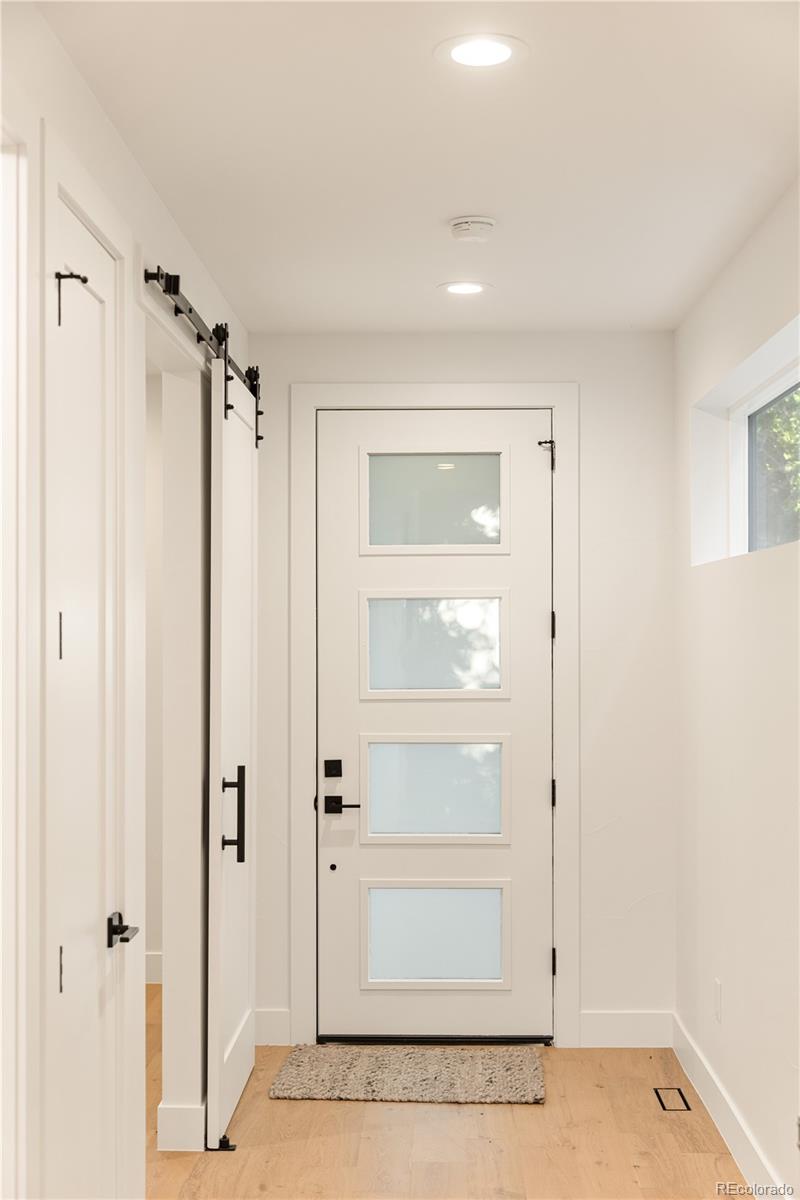 MLS Image #5 for 2060  eliot street,denver, Colorado