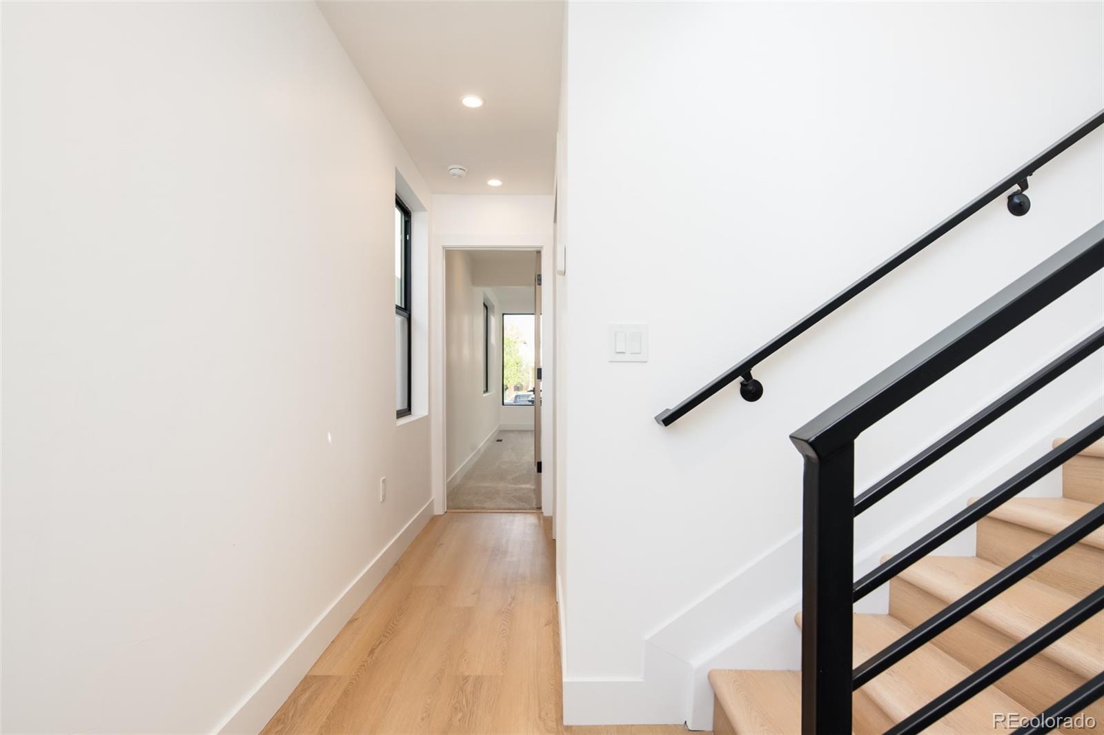MLS Image #9 for 3433  lawrence street,denver, Colorado