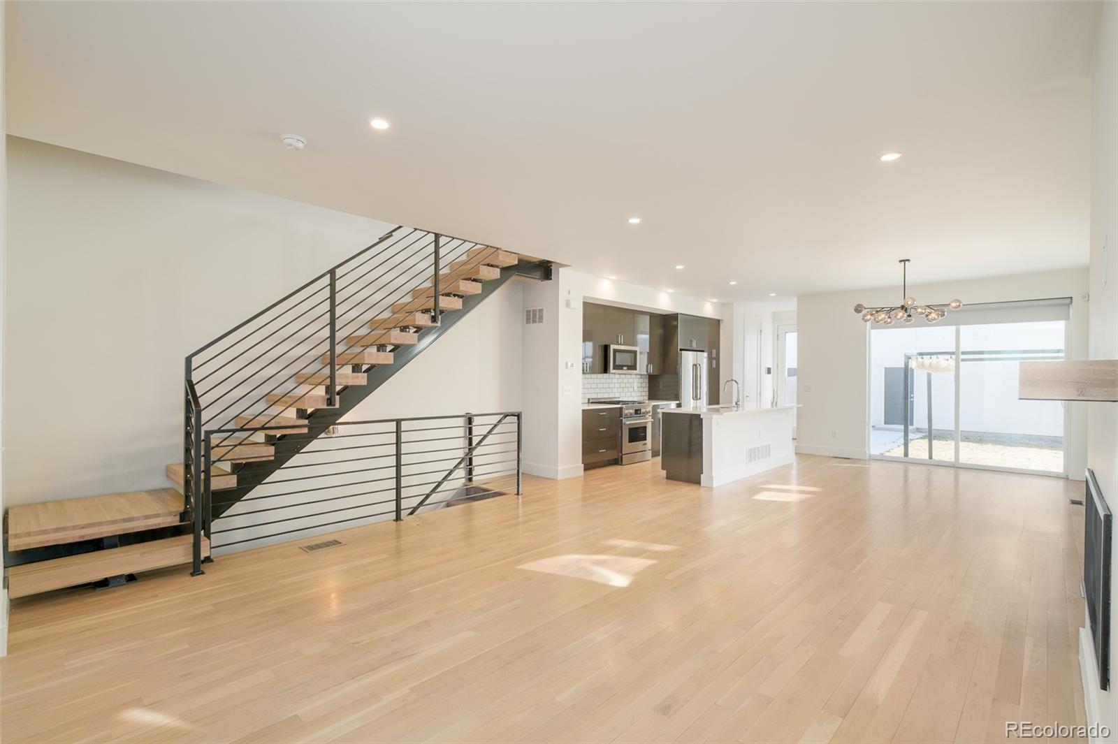 MLS Image #11 for 2685 s acoma street,denver, Colorado
