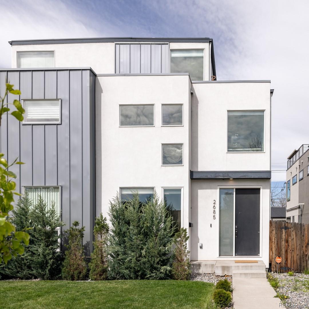 MLS Image #2 for 2685 s acoma street,denver, Colorado