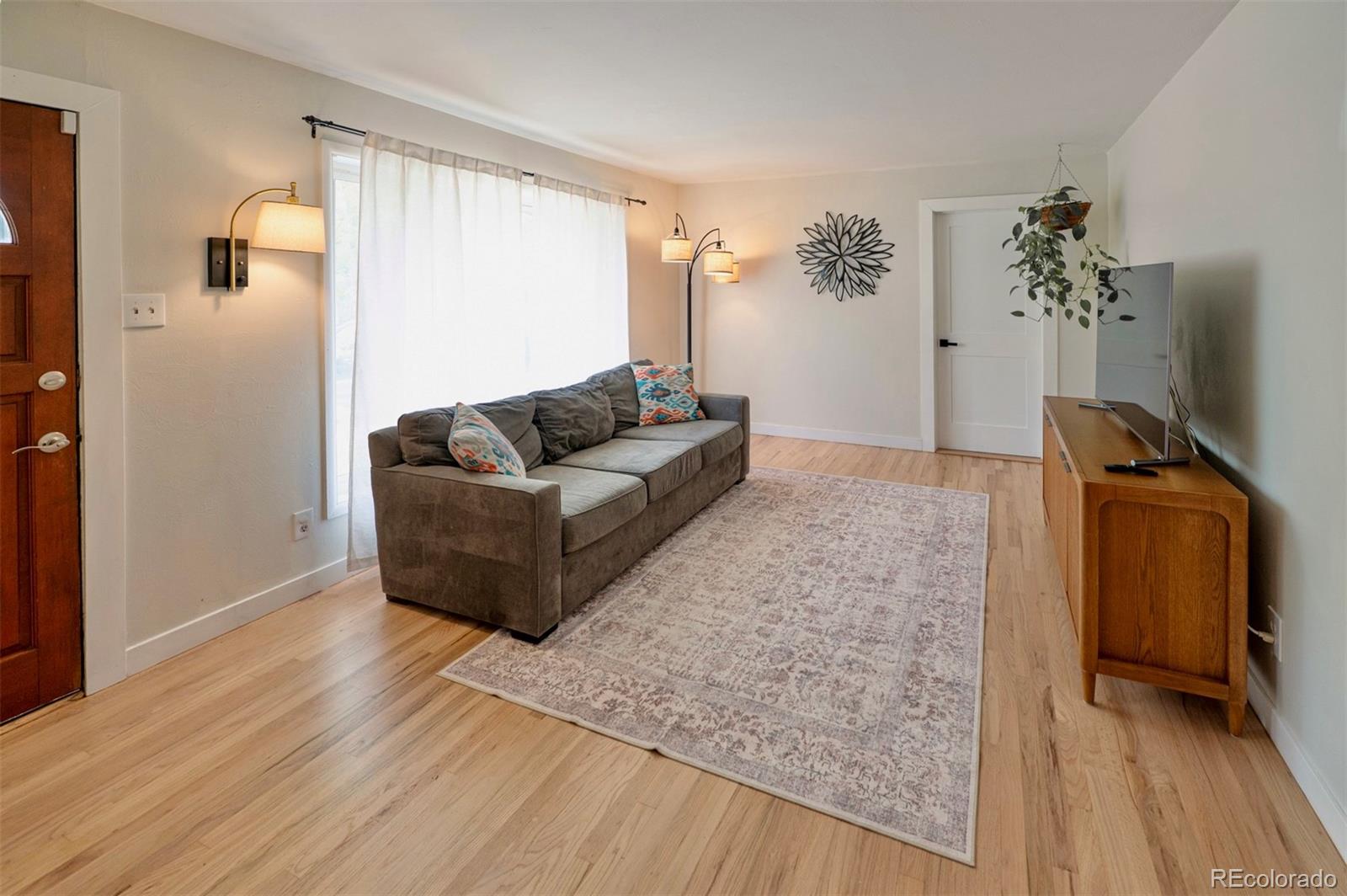 MLS Image #6 for 4425 e harvard avenue,denver, Colorado