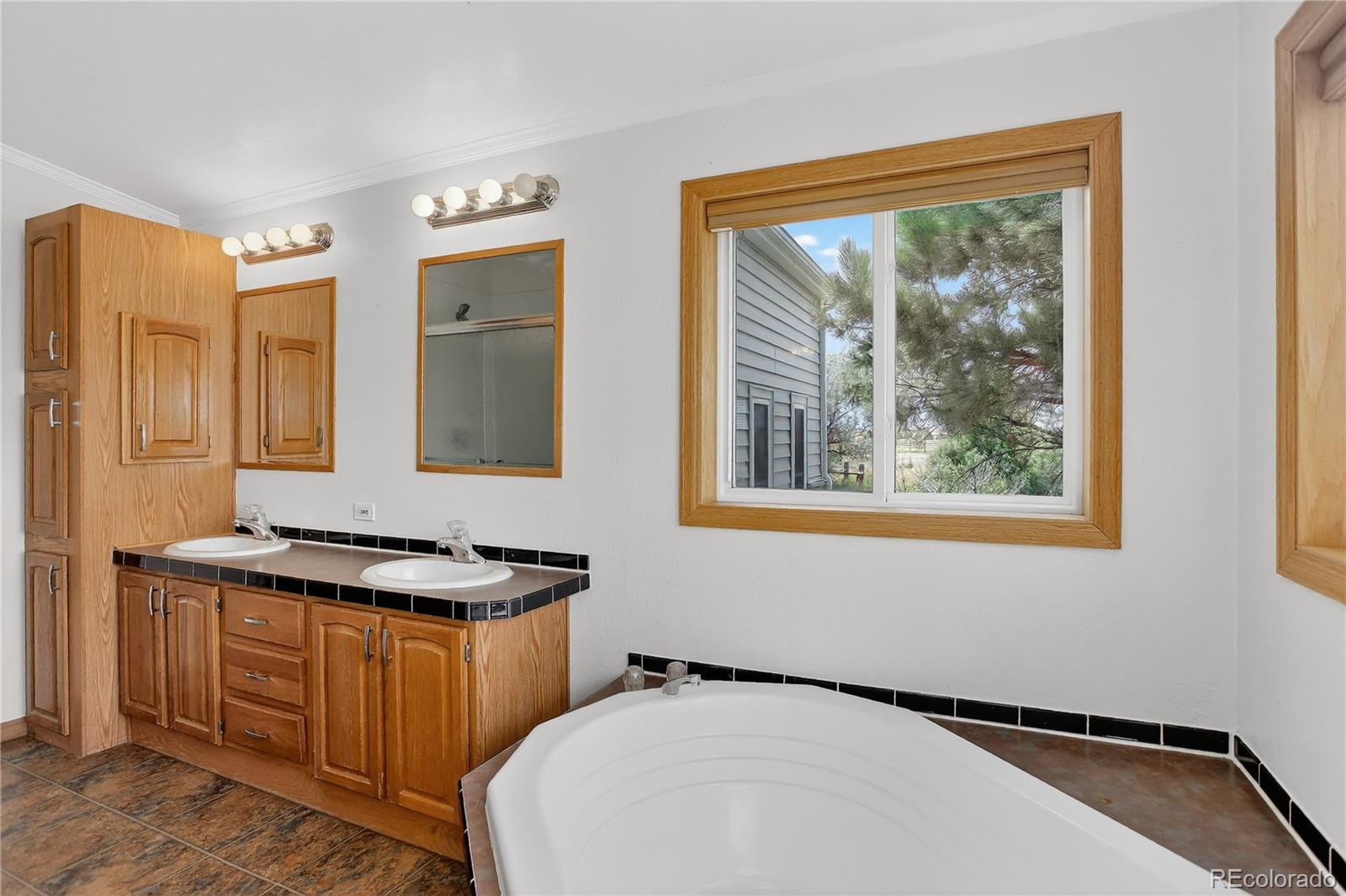 MLS Image #21 for 2406  horrogate road,byers, Colorado