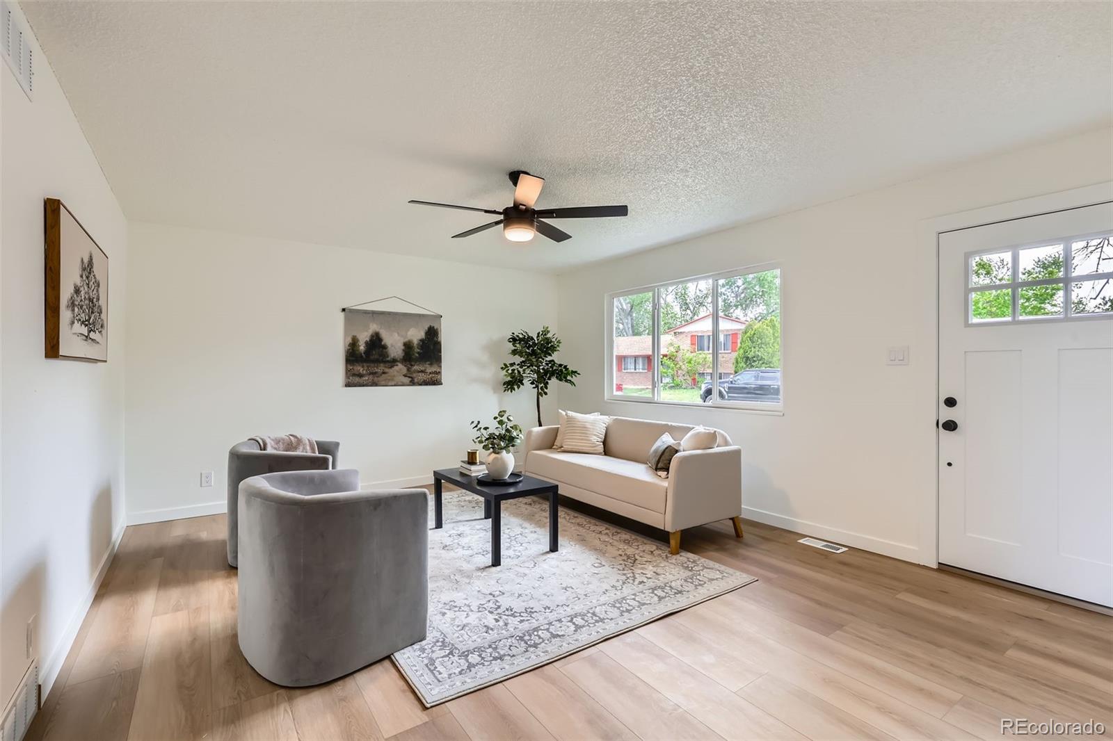 MLS Image #3 for 14317  olmsted drive,denver, Colorado